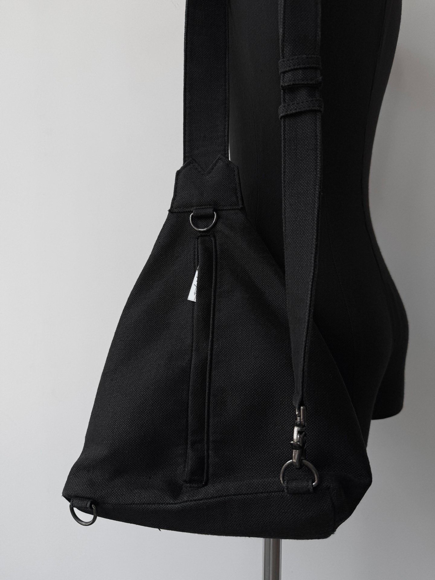 Yohji Yamamoto Yohji Yamamoto Discord Linen Drop Bag Size ONE SIZE - 5 Thumbnail