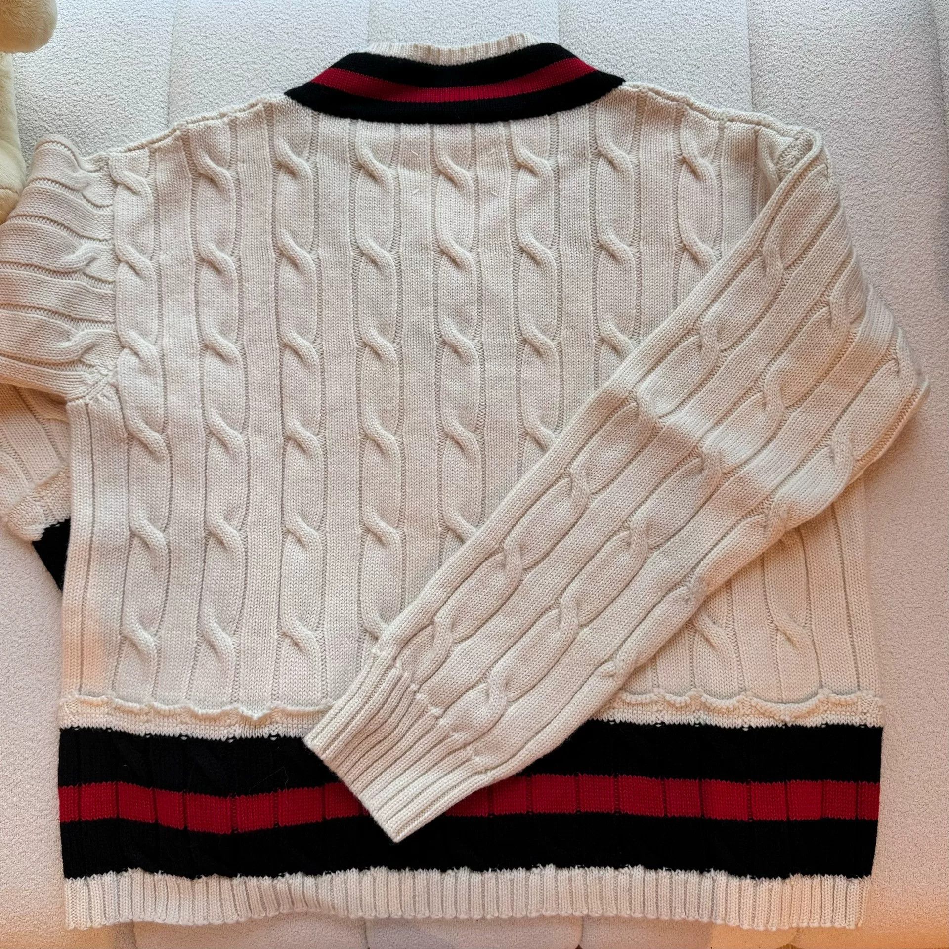 Maison Margiela Maison Margiela White V-Neck Oversized Sweater Size US S / EU 44-46 / 1 - 4 Thumbnail