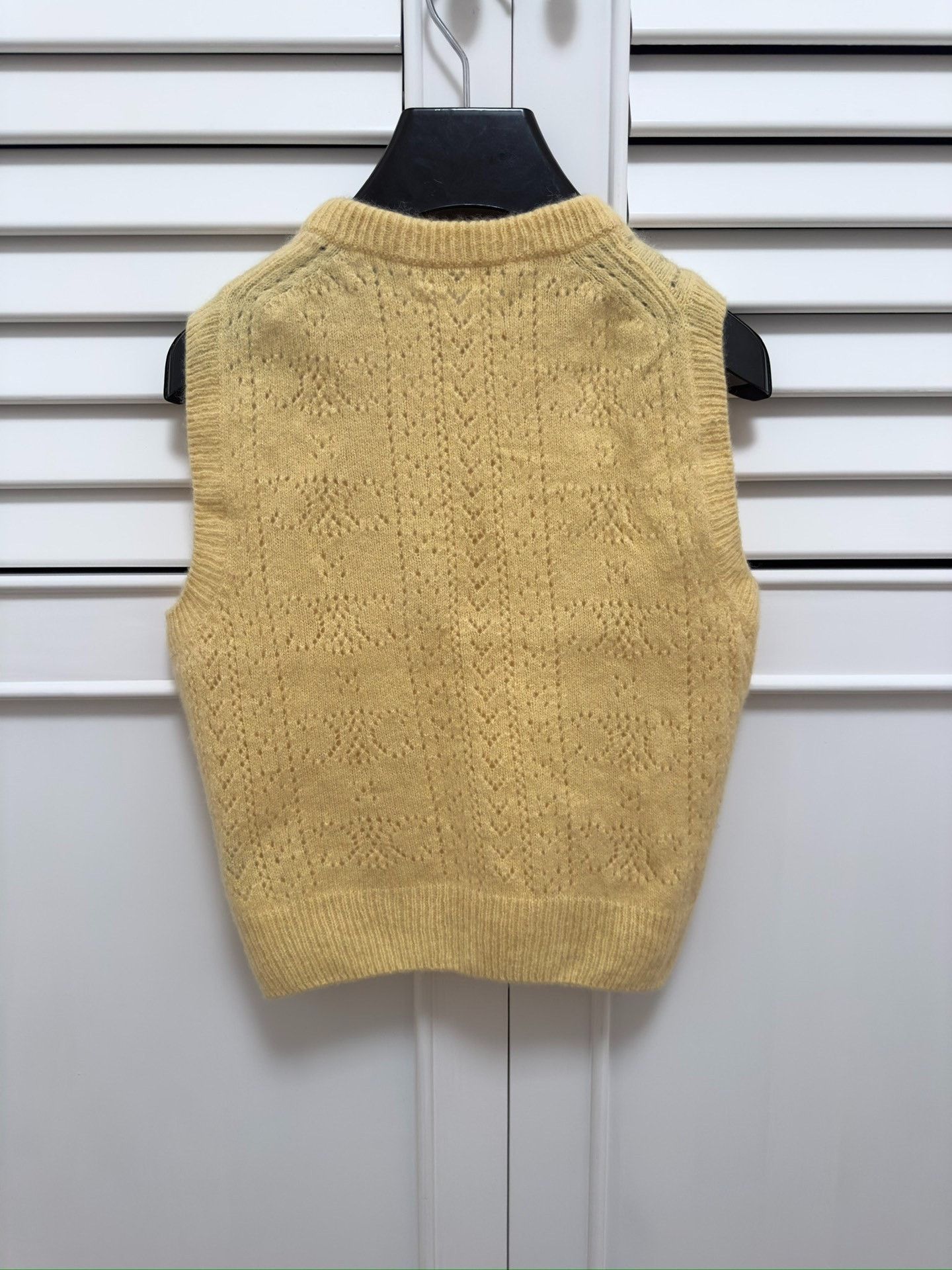 Celine CELINE Triomphe Openwork Knit Vest M Size M / US 6-8 / IT 42-44 - 3 Thumbnail