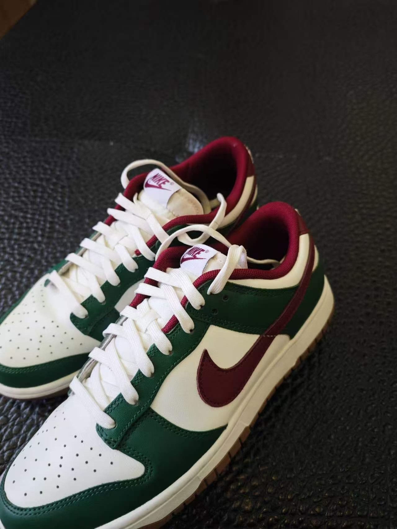 Nike Nike Dunk Low Retro Sneakers Size US 10 / EU 43 - 2 Thumbnail
