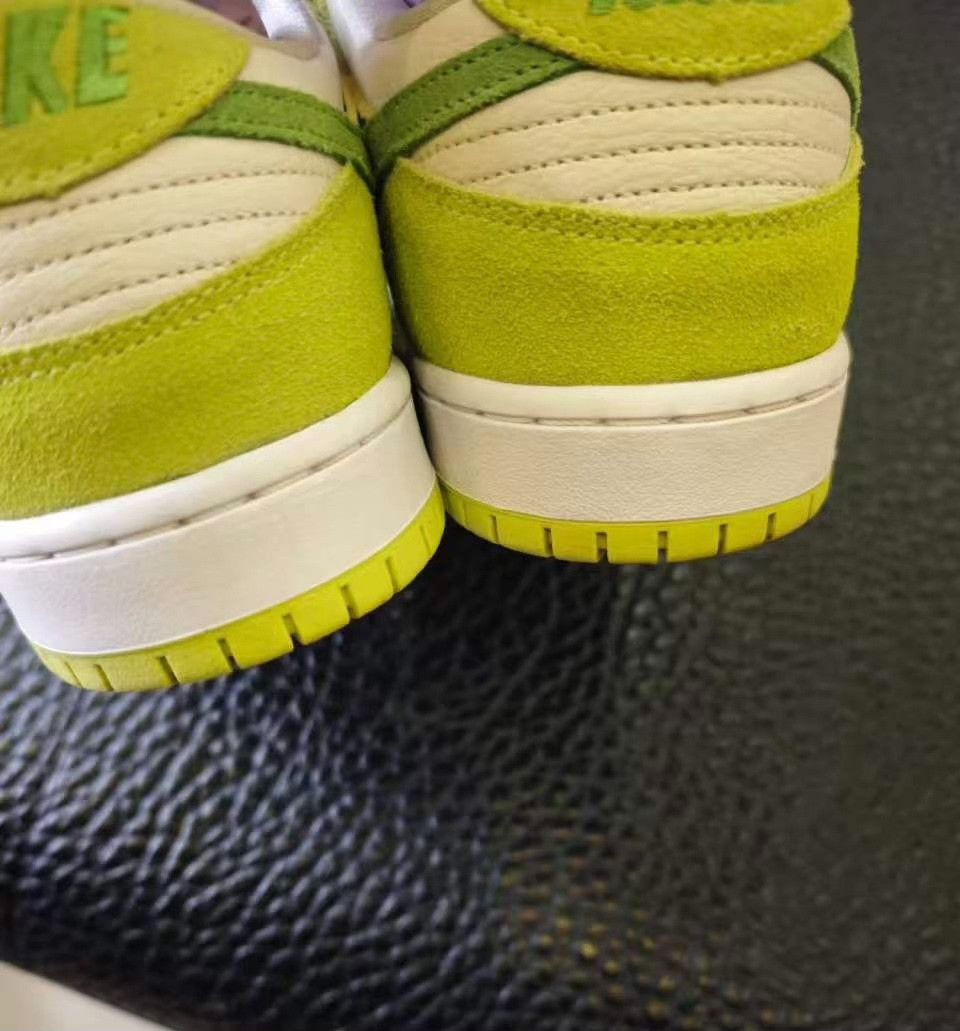 Nike SB Nike SB Dunk Low DM0807-300 Size US 10 / EU 43 - 7 Thumbnail