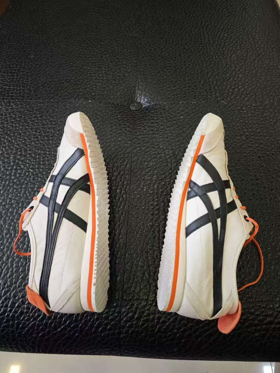 Onitsuka Tiger Onitsuka Tiger Mexico 66 SD VIN Size US 10 / EU 43 - 7 Thumbnail
