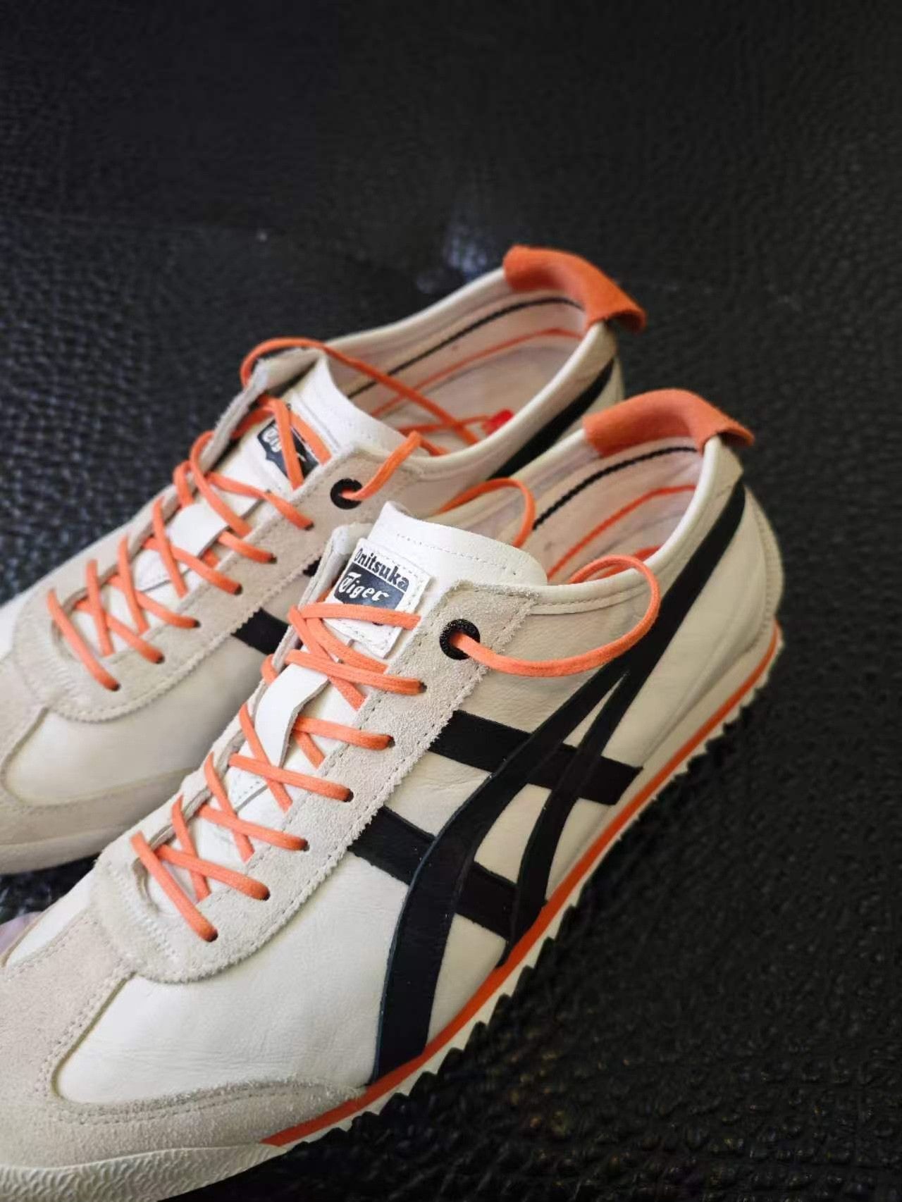 Onitsuka Tiger Onitsuka Tiger Mexico 66 SD VIN Size US 10 / EU 43 - 2 Thumbnail