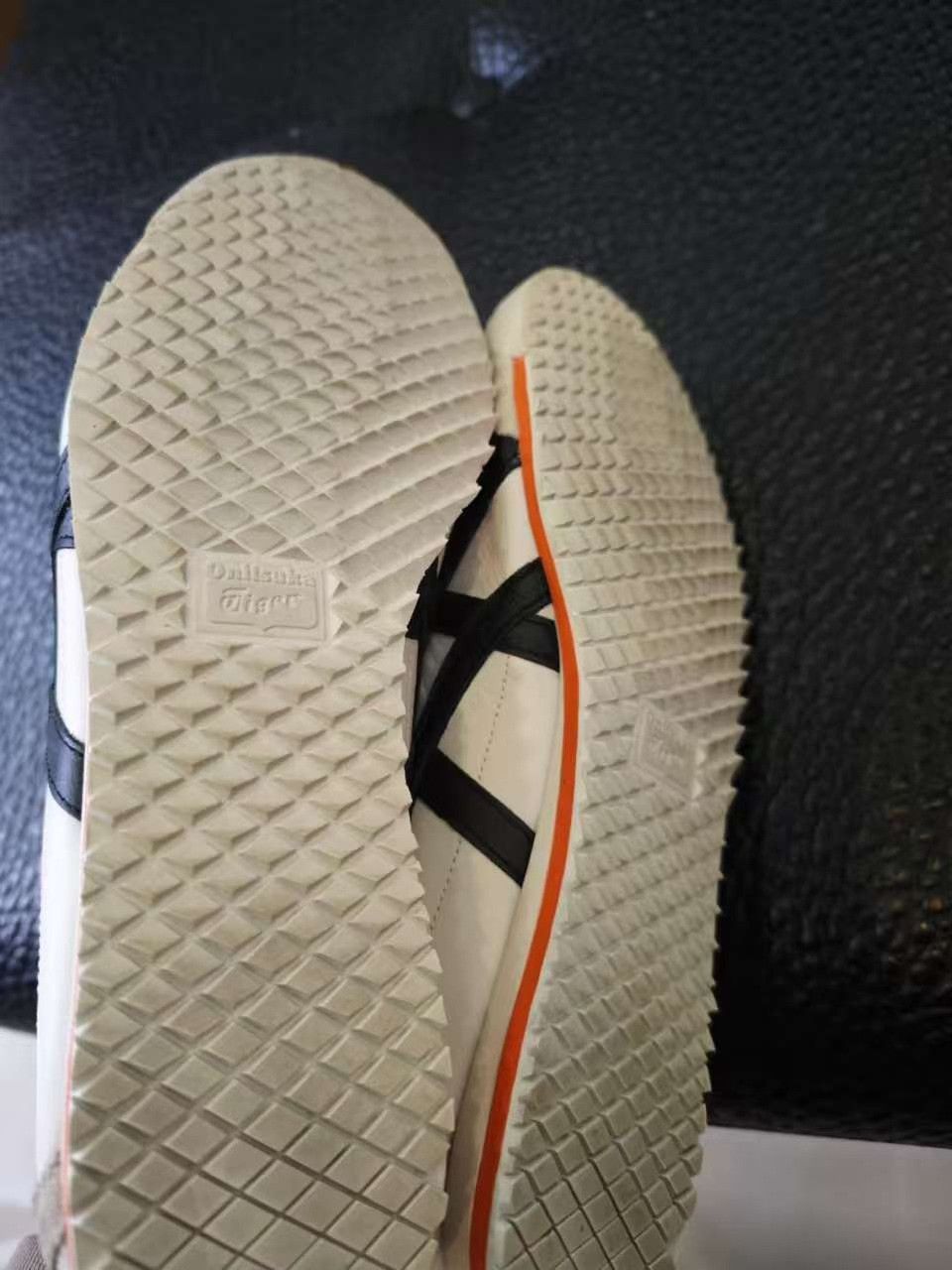 Onitsuka Tiger Onitsuka Tiger Mexico 66 SD VIN Size US 10 / EU 43 - 6 Thumbnail