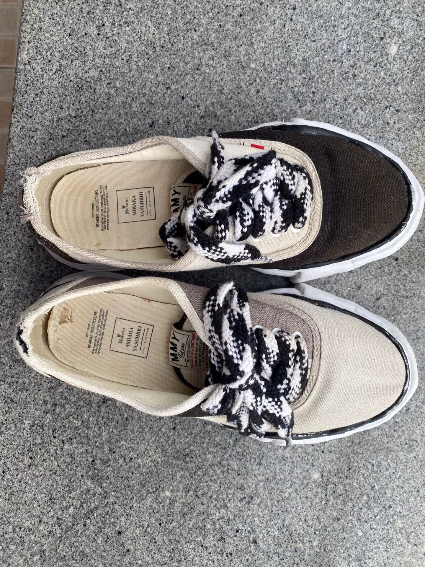 Maison MIHARA YASUHIRO Mihara Yasuhiro XVessel Spliced Distressed Canvas Size US 9 / EU 42 - 2 Thumbnail