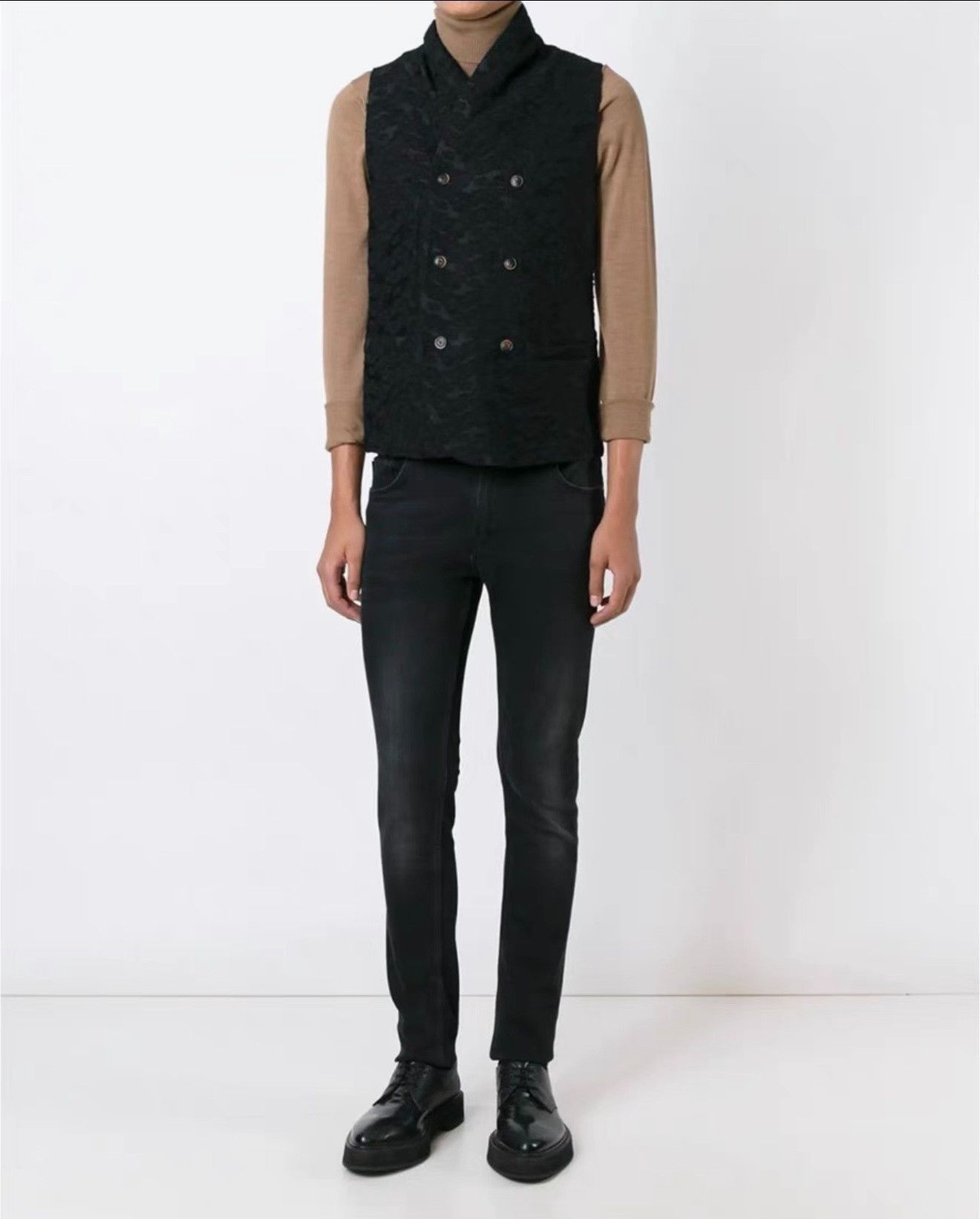 Uma Wang Uma Wang Men's Double-Breasted Shawl Vest Size US S / EU 44-46 / 1 - 4 Thumbnail