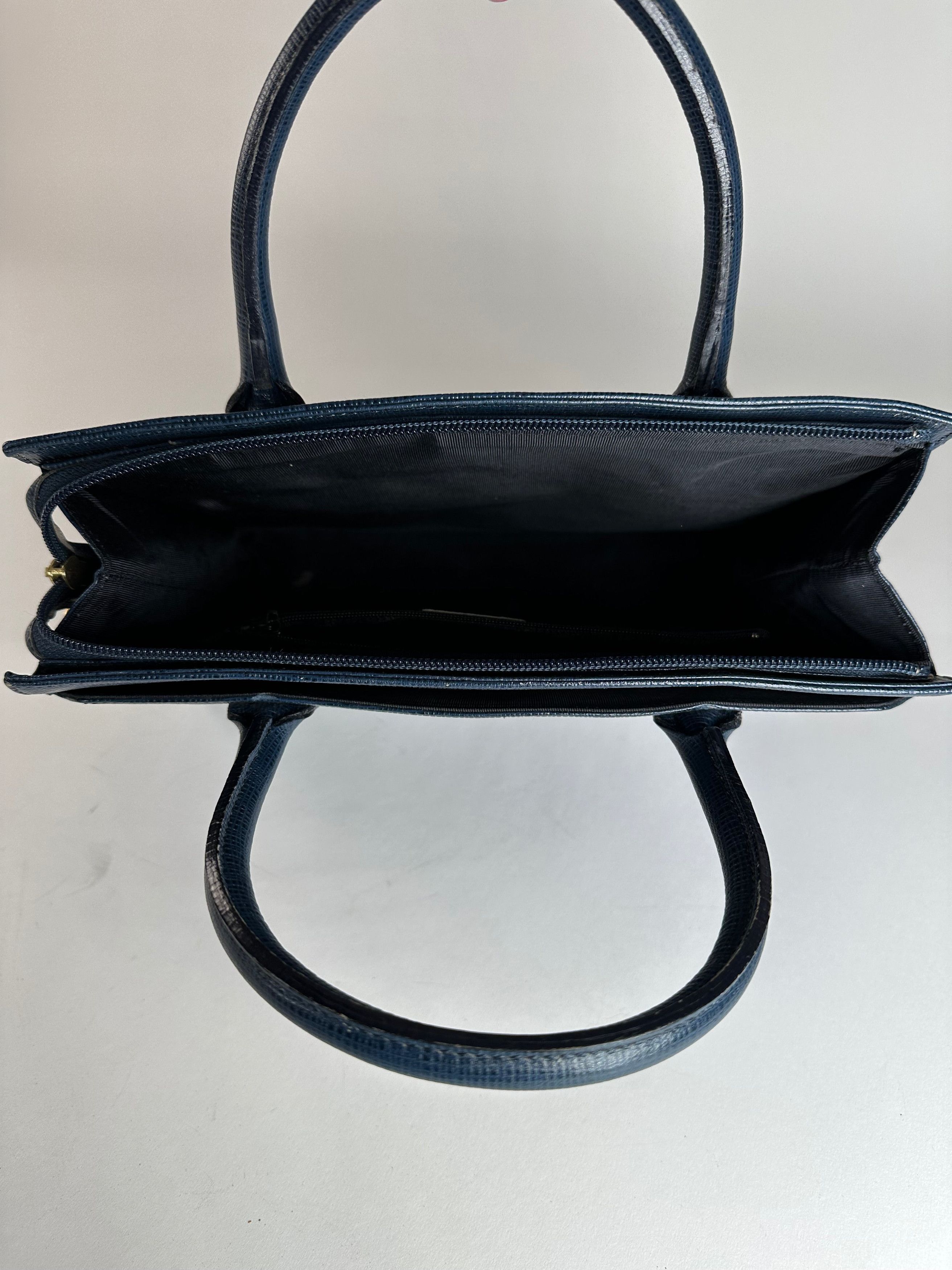 Courreges Vintage Leather Handbag Blue Size ONE SIZE - 10 Thumbnail