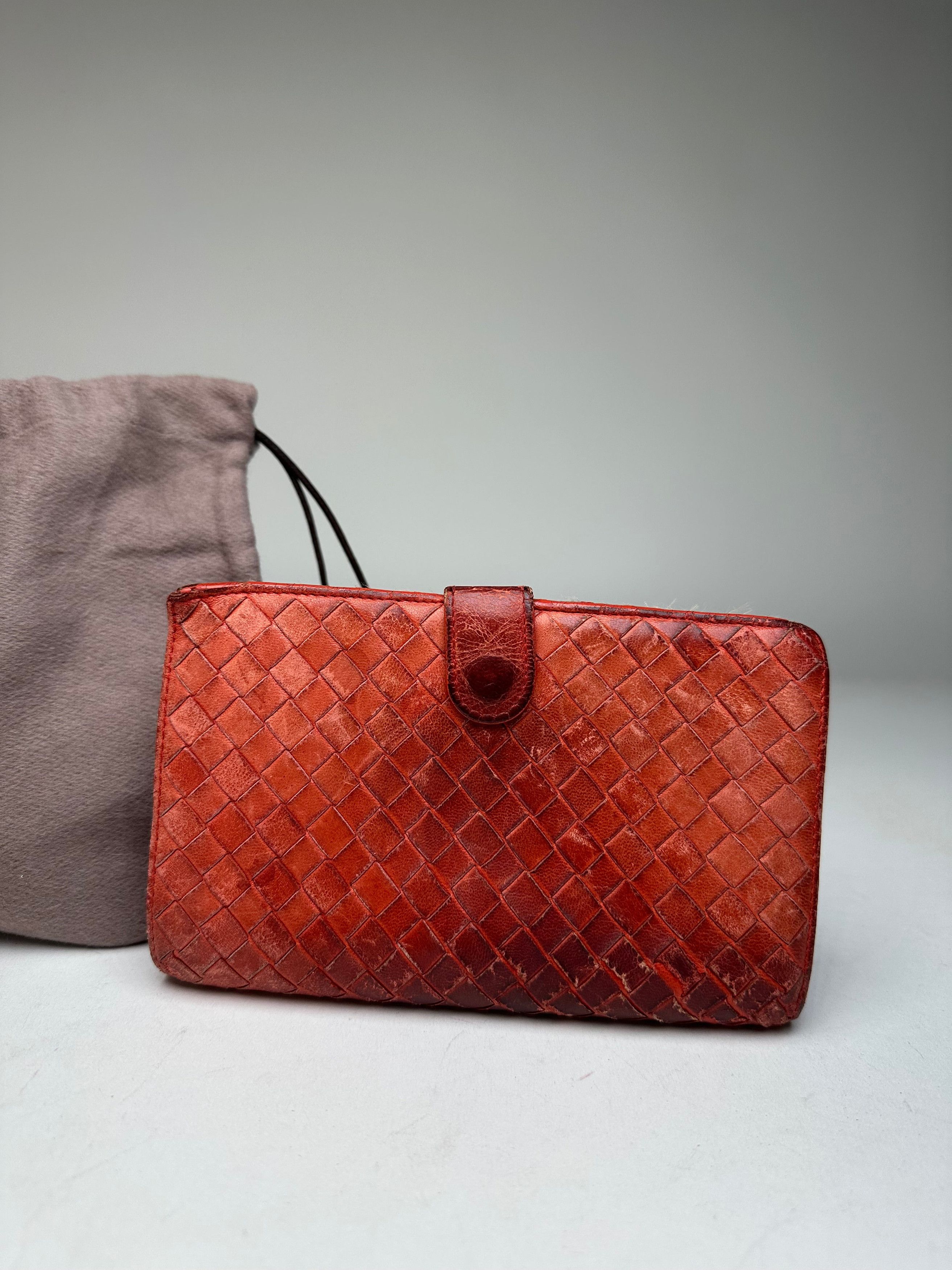 Bottega Veneta Vintage Inteecciato Leather Wallet Red Size ONE SIZE - 11 Thumbnail