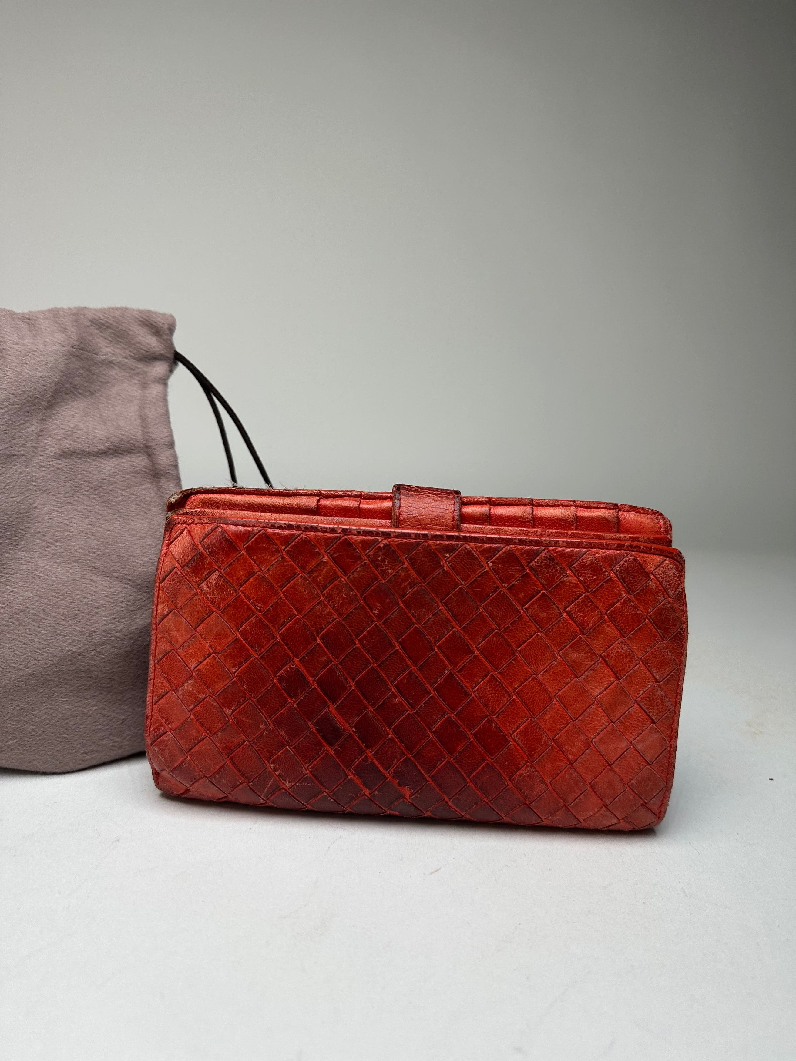 Bottega Veneta Vintage Inteecciato Leather Wallet Red Size ONE SIZE - 12 Thumbnail