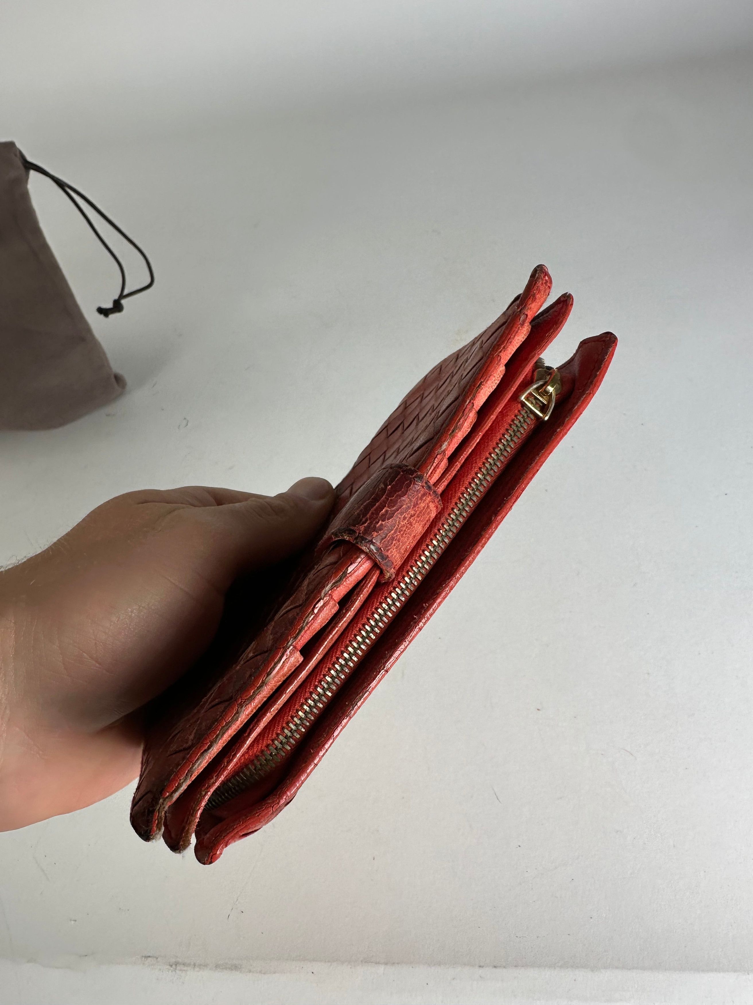 Bottega Veneta Vintage Inteecciato Leather Wallet Red Size ONE SIZE - 7 Thumbnail