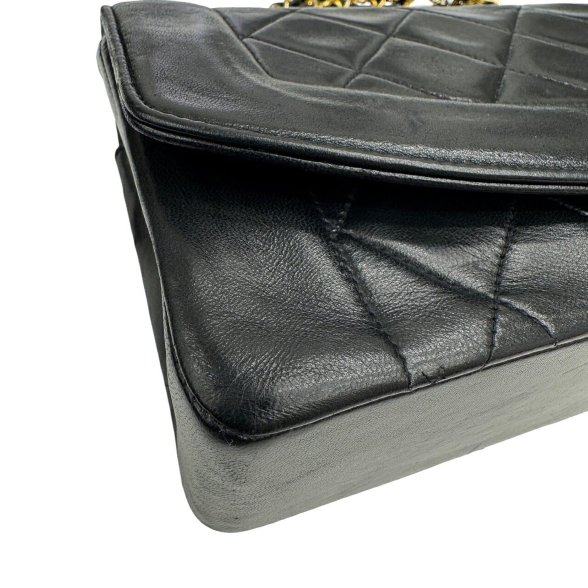 Chanel CHANEL Diana Matelasse 22 Flap Lambskin Black Coco Mark Shoulder Bag Size ONE SIZE - 6 Thumbnail