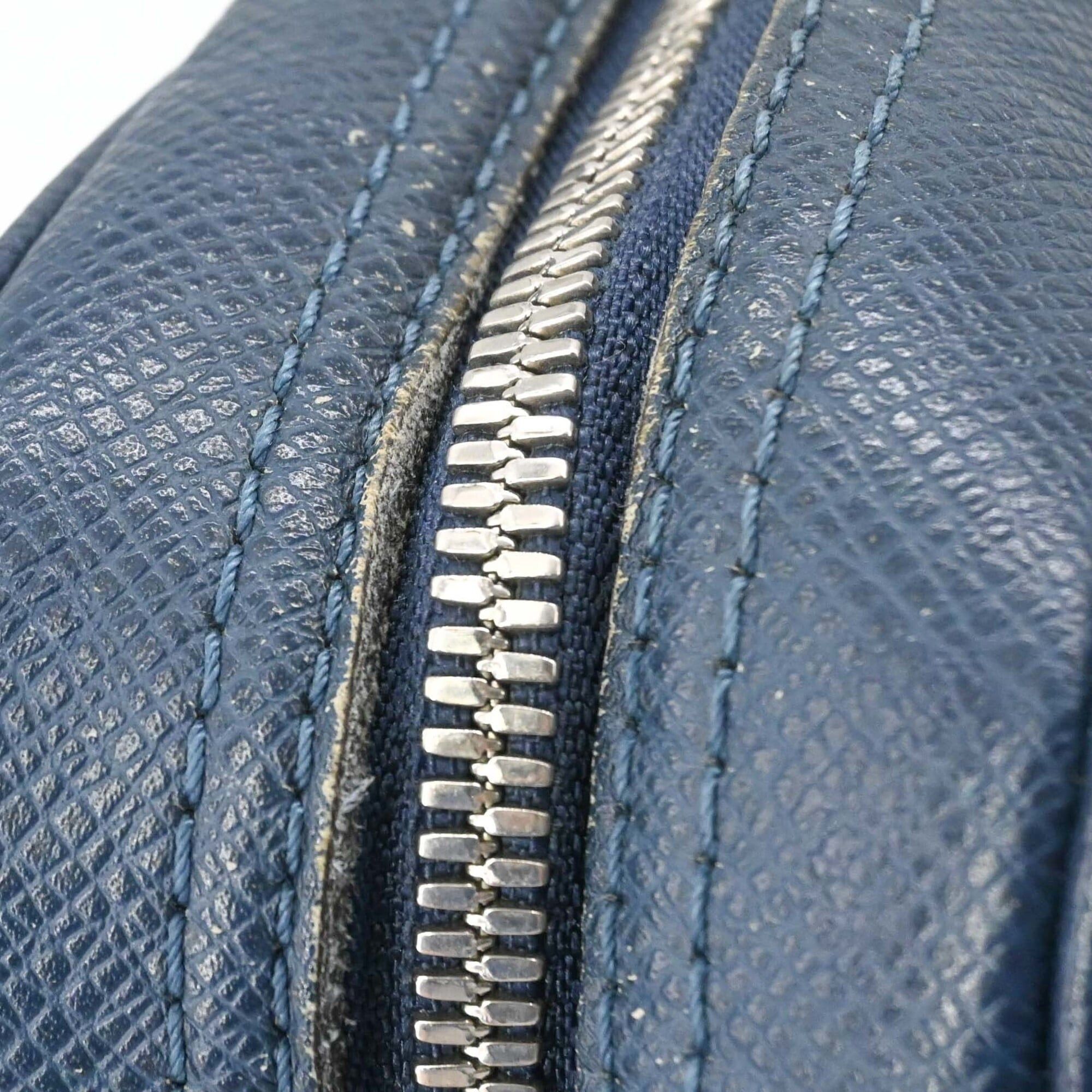 Louis Vuitton LOUIS VUITTON Port Document Voyage PM Bag, Handbag, Ocean Navy, M30639 Size ONE SIZE - 16 Thumbnail