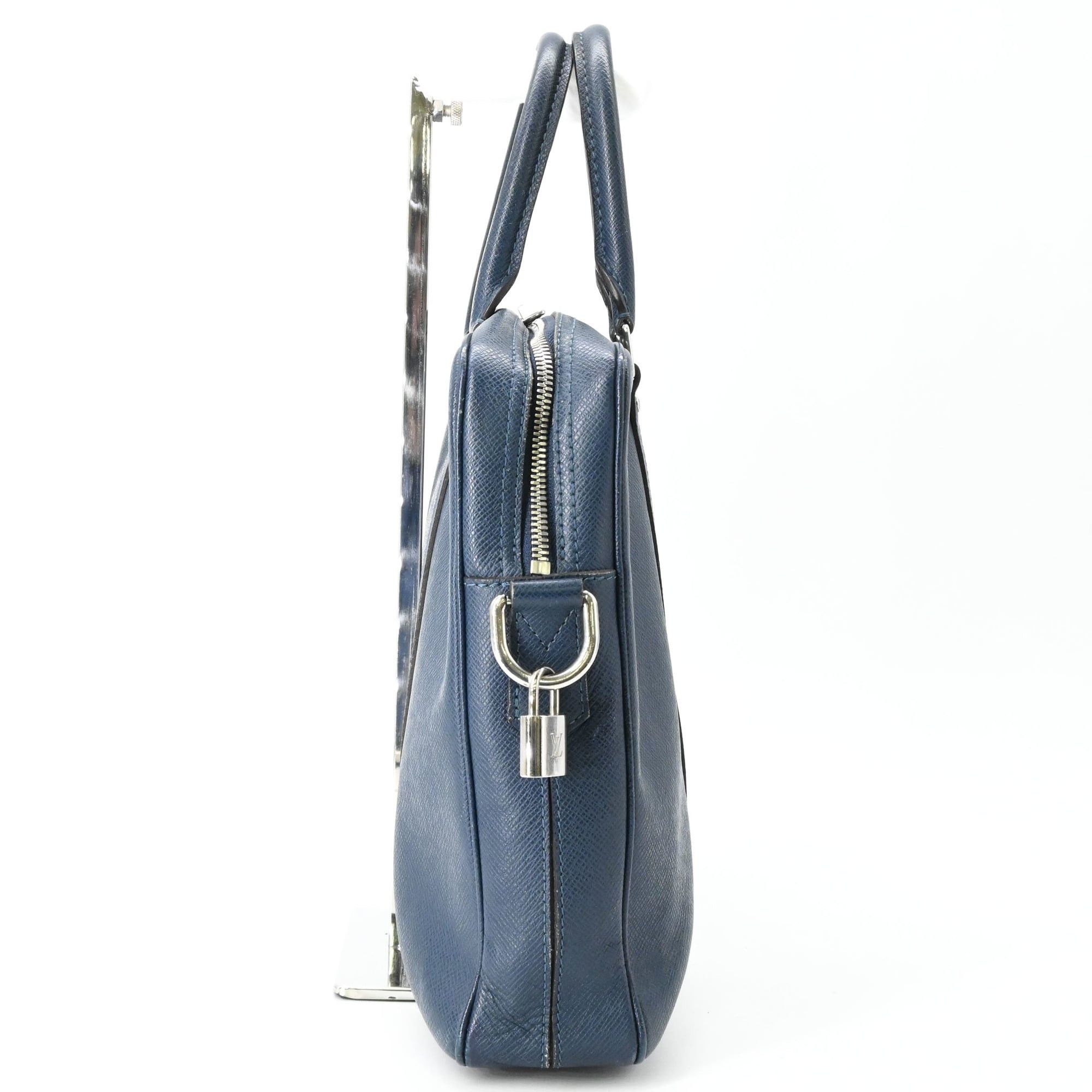 Louis Vuitton LOUIS VUITTON Port Document Voyage PM Bag, Handbag, Ocean Navy, M30639 Size ONE SIZE - 3 Thumbnail