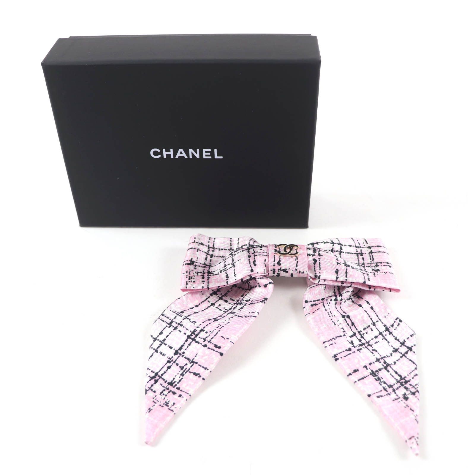 Chanel Chanel Chanel Valletta Silk Hair Clip Textile Other DUTY FREE for USA Size ONE SIZE - 2 Thumbnail