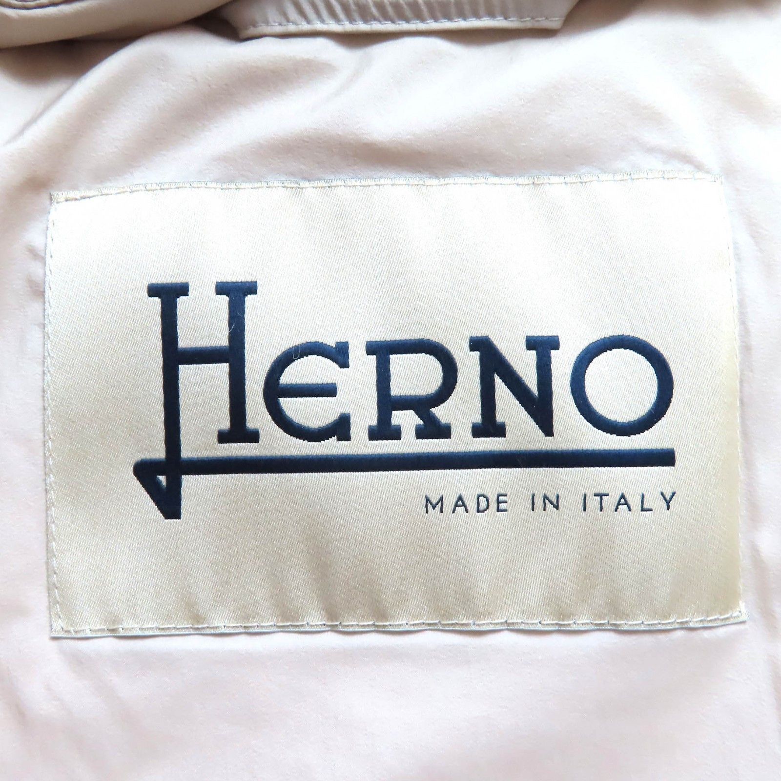 Other Other Herno DIAGONAL WOOL AND NUAGE PARKA down coat Textile Outerwear PI0848D DUTY FREE for USA Size ONE SIZE - 9 Thumbnail