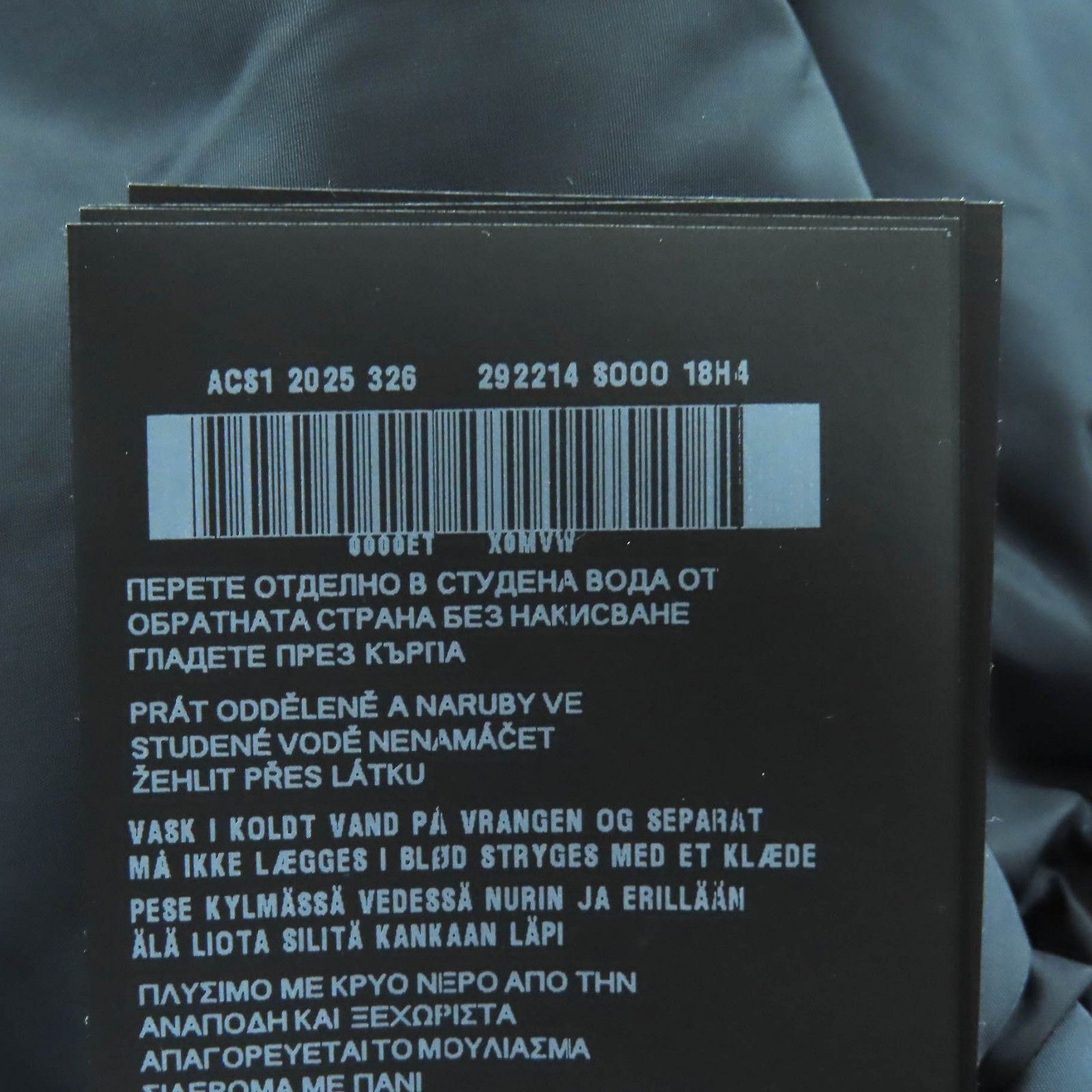 Prada Prada Prada Stretch Velvet Down Jacket Textile Outerwear DUTY FREE for USA Size ONE SIZE - 12 Thumbnail