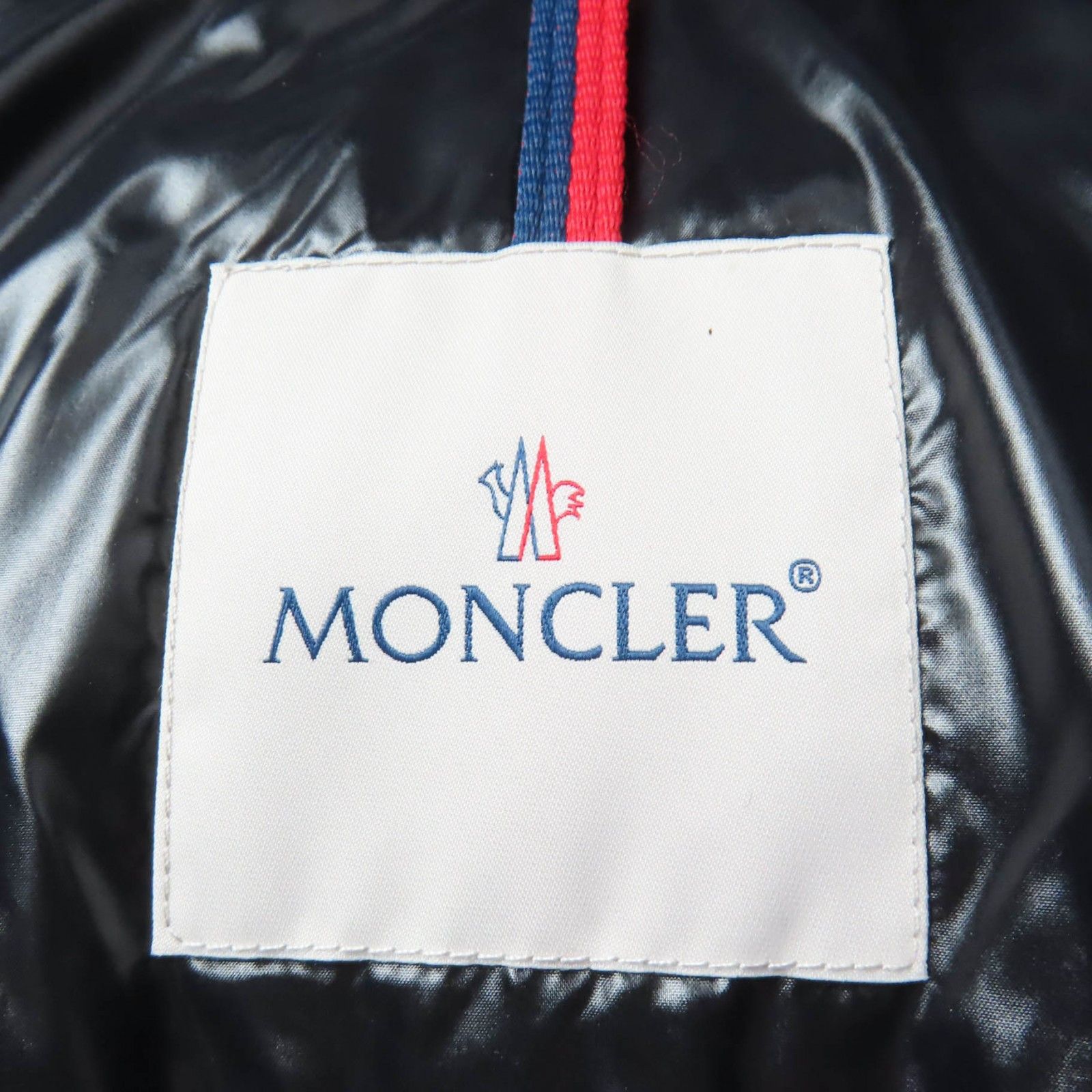 Moncler Moncler Moncler Maire Nylon Down Jacket Textile Outerwear DUTY FREE for USA Size ONE SIZE - 9 Thumbnail