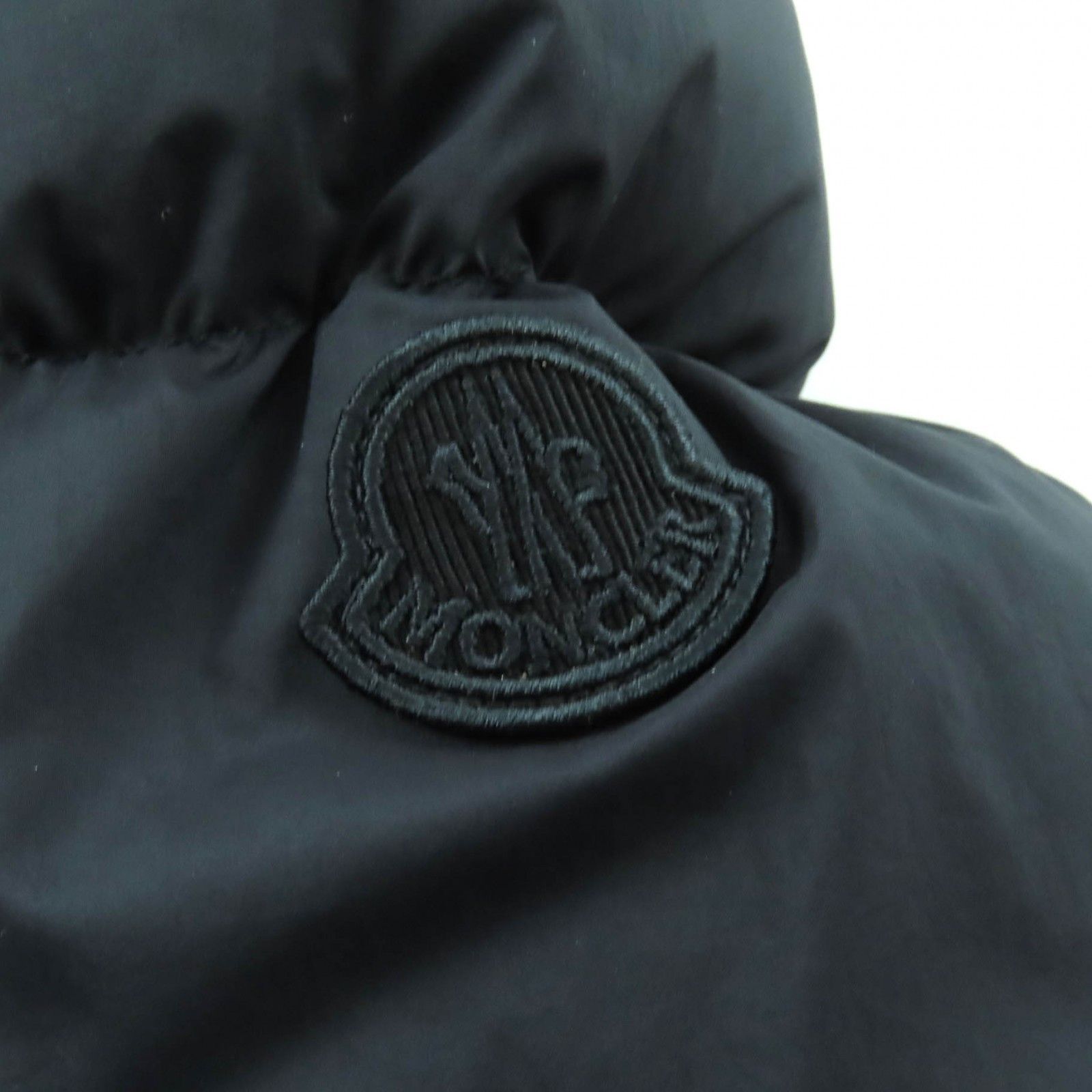 Moncler Moncler Moncler Quilted Down Jacket Textile Outerwear DUTY FREE for USA Size ONE SIZE - 7 Thumbnail