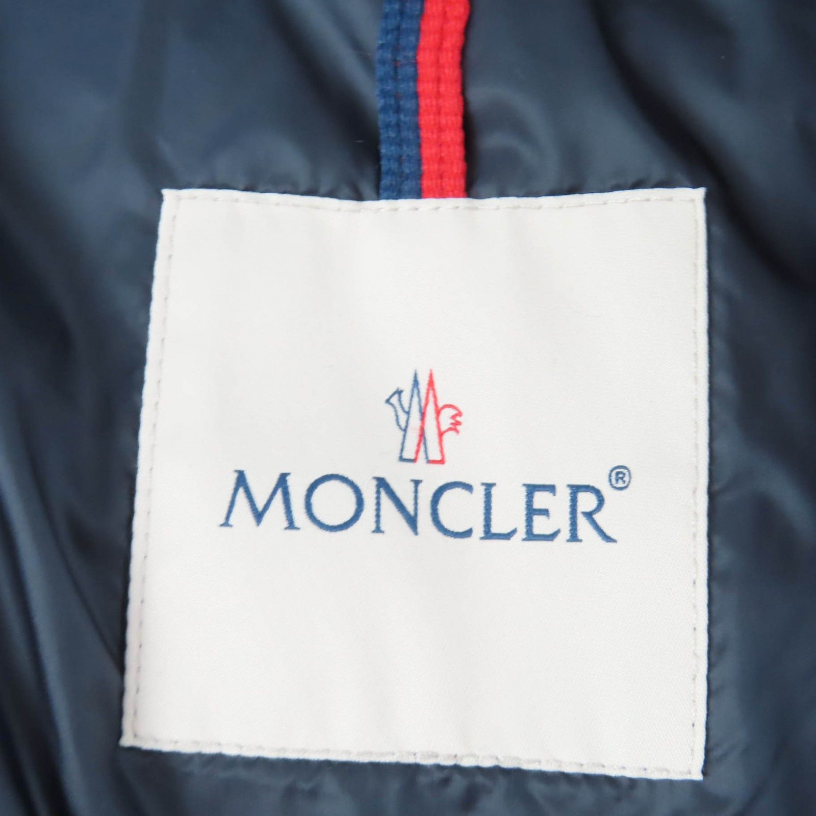 Moncler Moncler Moncler Hermine Down Coat Textile Outerwear DUTY FREE for USA Size ONE SIZE - 8 Thumbnail