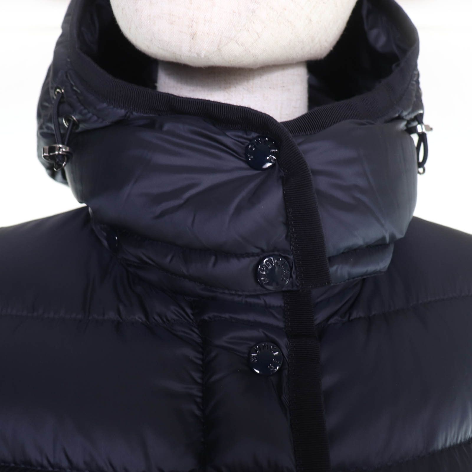 Moncler Moncler Moncler Hermine Down Coat Textile Outerwear DUTY FREE for USA Size ONE SIZE - 4 Thumbnail