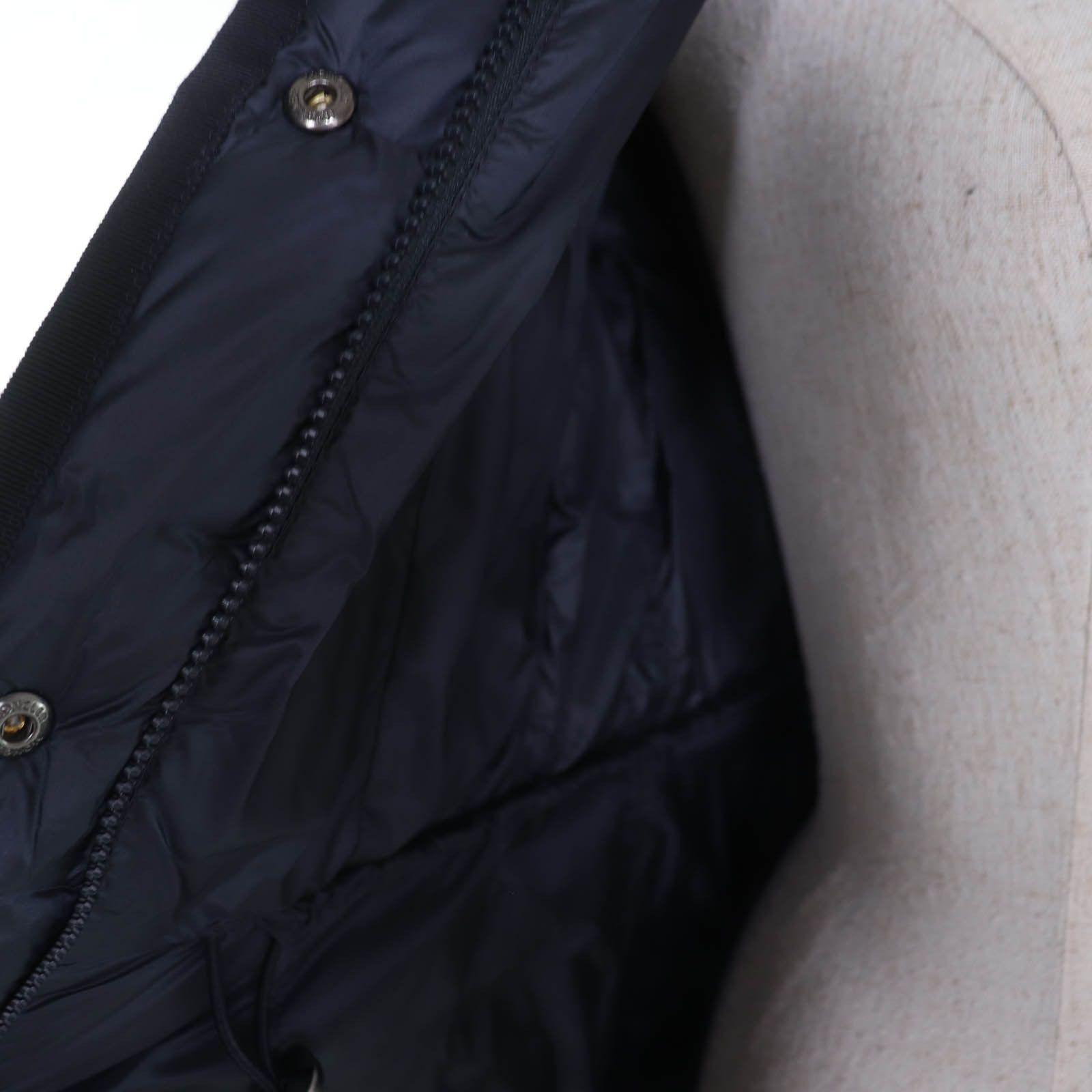 Moncler Moncler Moncler Hermine Down Coat Textile Outerwear DUTY FREE for USA Size ONE SIZE - 5 Thumbnail