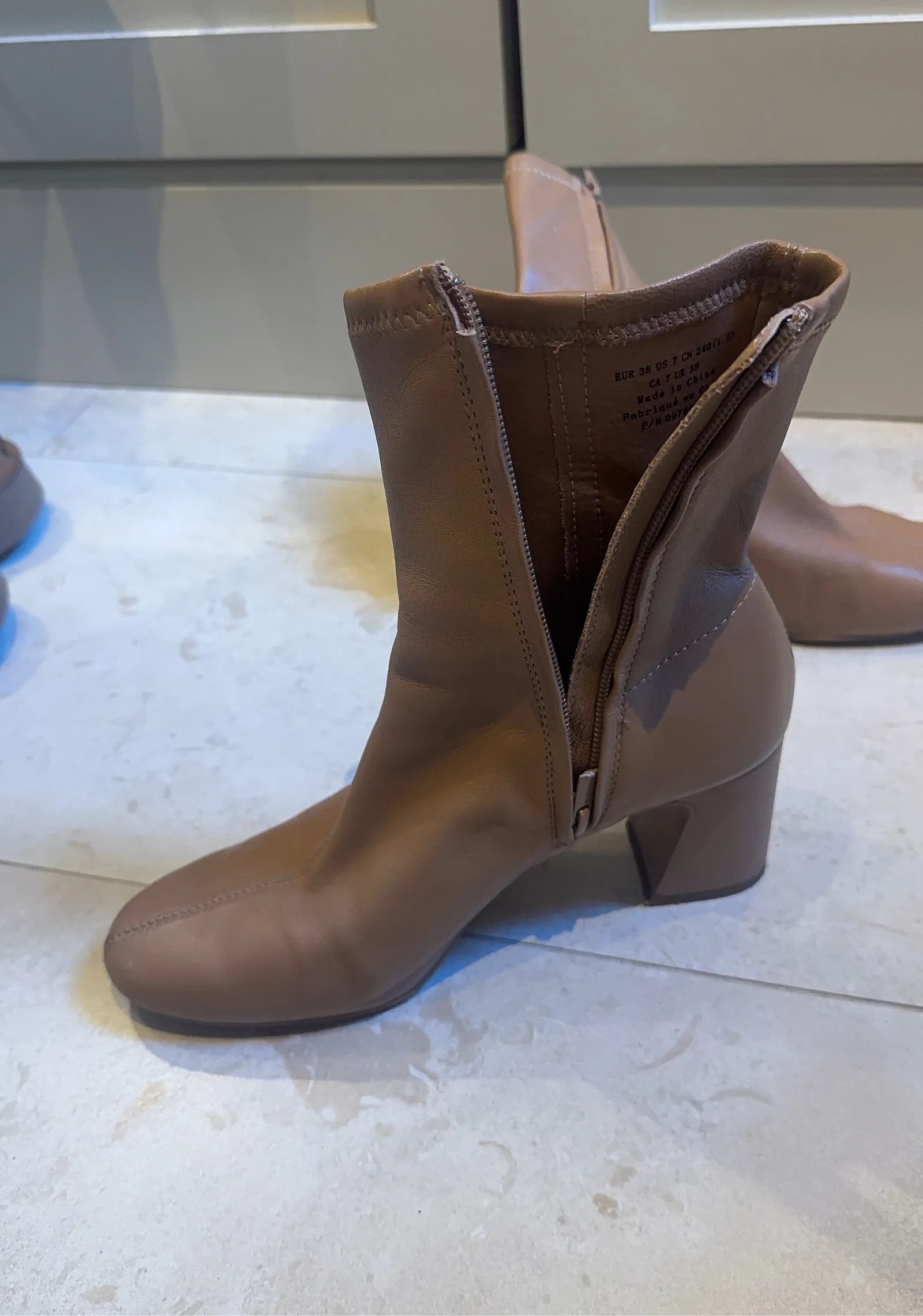 & Other Stories & Other Stories Boots Size US 8 / IT 38 - 6 Thumbnail