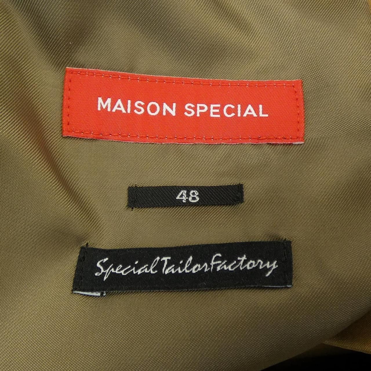 Other Other Maison Special Suit Set Others Suits 11202111202 DUTY FREE for USA Size ONE SIZE - 4 Thumbnail