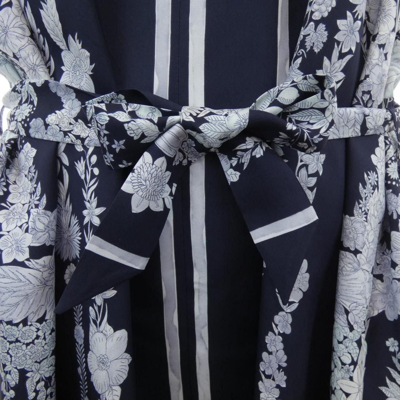 Hermes Hermes Hermes BRIDE DE GALA EN FLEURS Silk Dress Textile Dresses DUTY FREE for USA Size ONE SIZE - 7 Thumbnail