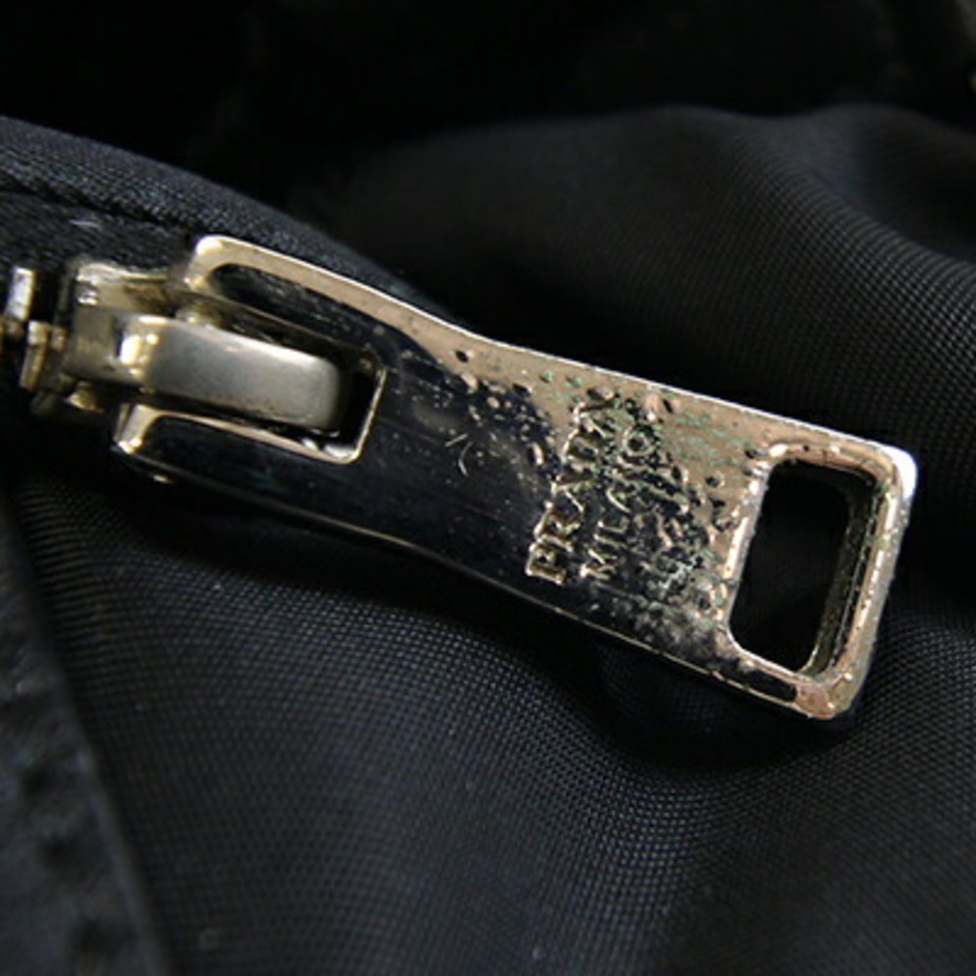 Prada Prada handbag 1BG426 Black Nylon Leather Re-Nylon Shoulder Bag for Women PRADA Size ONE SIZE - 8 Thumbnail