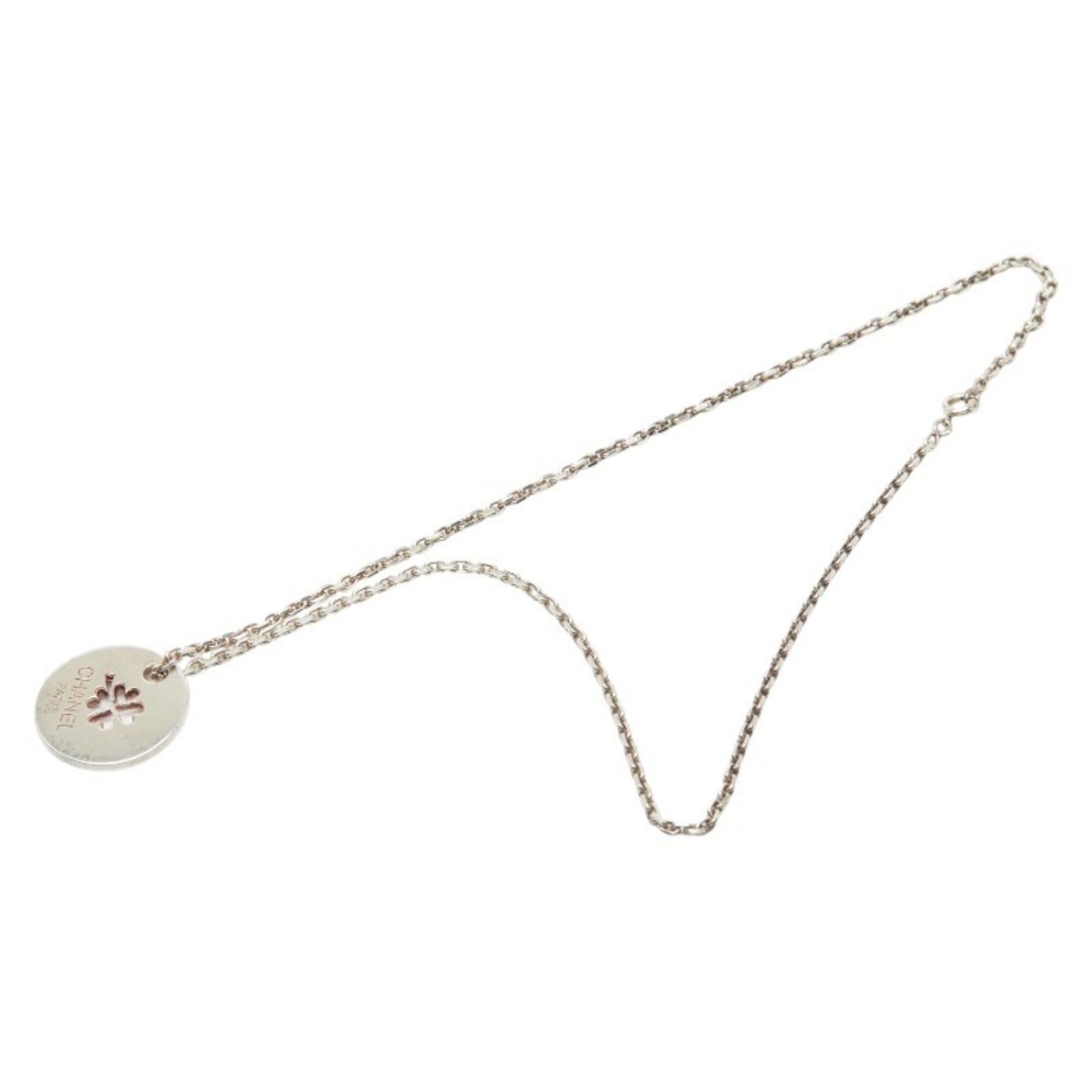 Chanel Chanel 31 RUE CAMBON Clover Motif Necklace, Sterling Silver, Women's. Size ONE SIZE - 4 Thumbnail