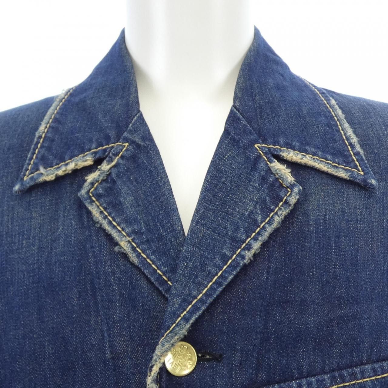 Other Other Levi's Denim Jacket Textile Outerwear 70802 DUTY FREE for USA Size ONE SIZE - 5 Thumbnail