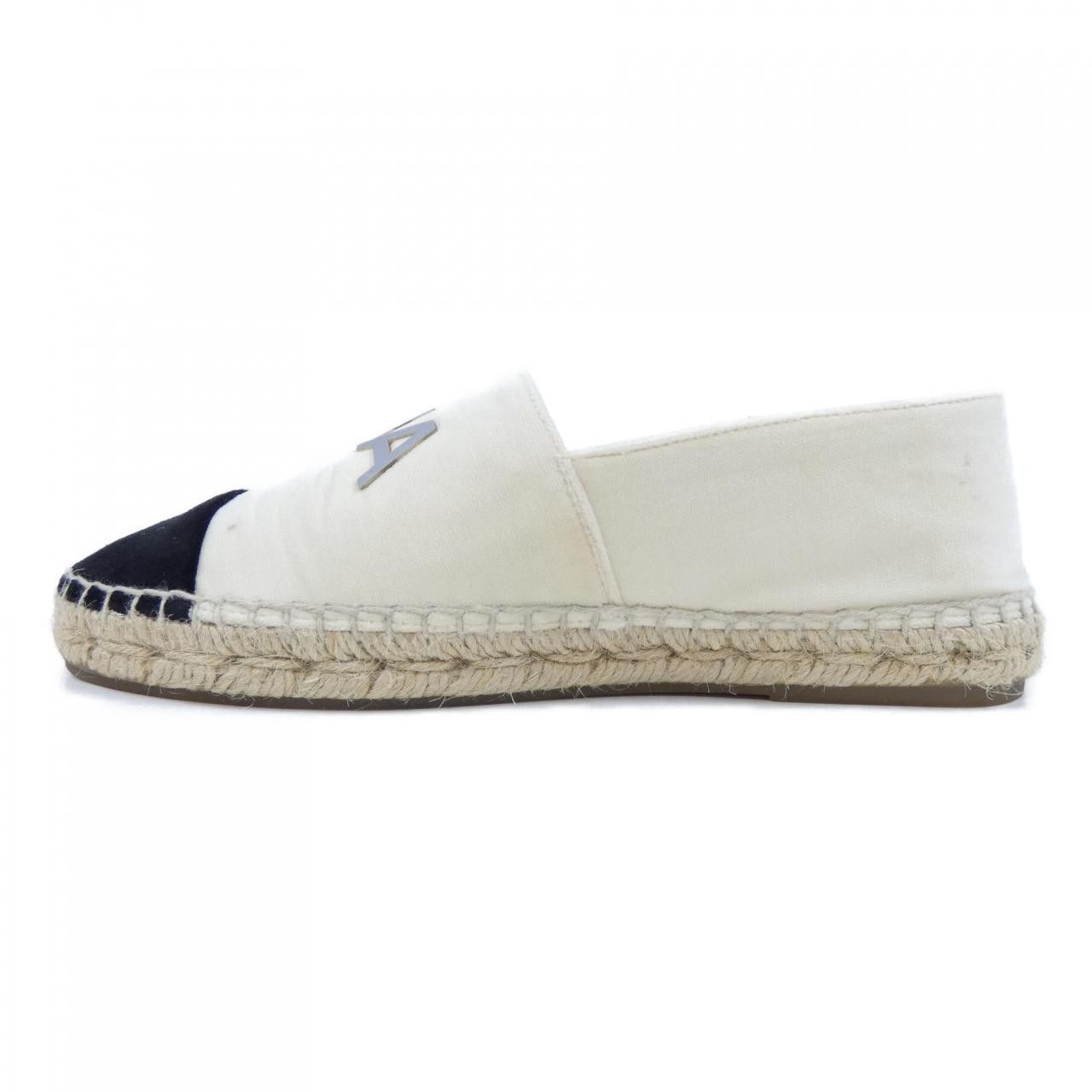 Chanel Chanel Chanel Leather Shoes Others Shoes G34012X52059 DUTY FREE for USA Size ONE SIZE - 2 Thumbnail
