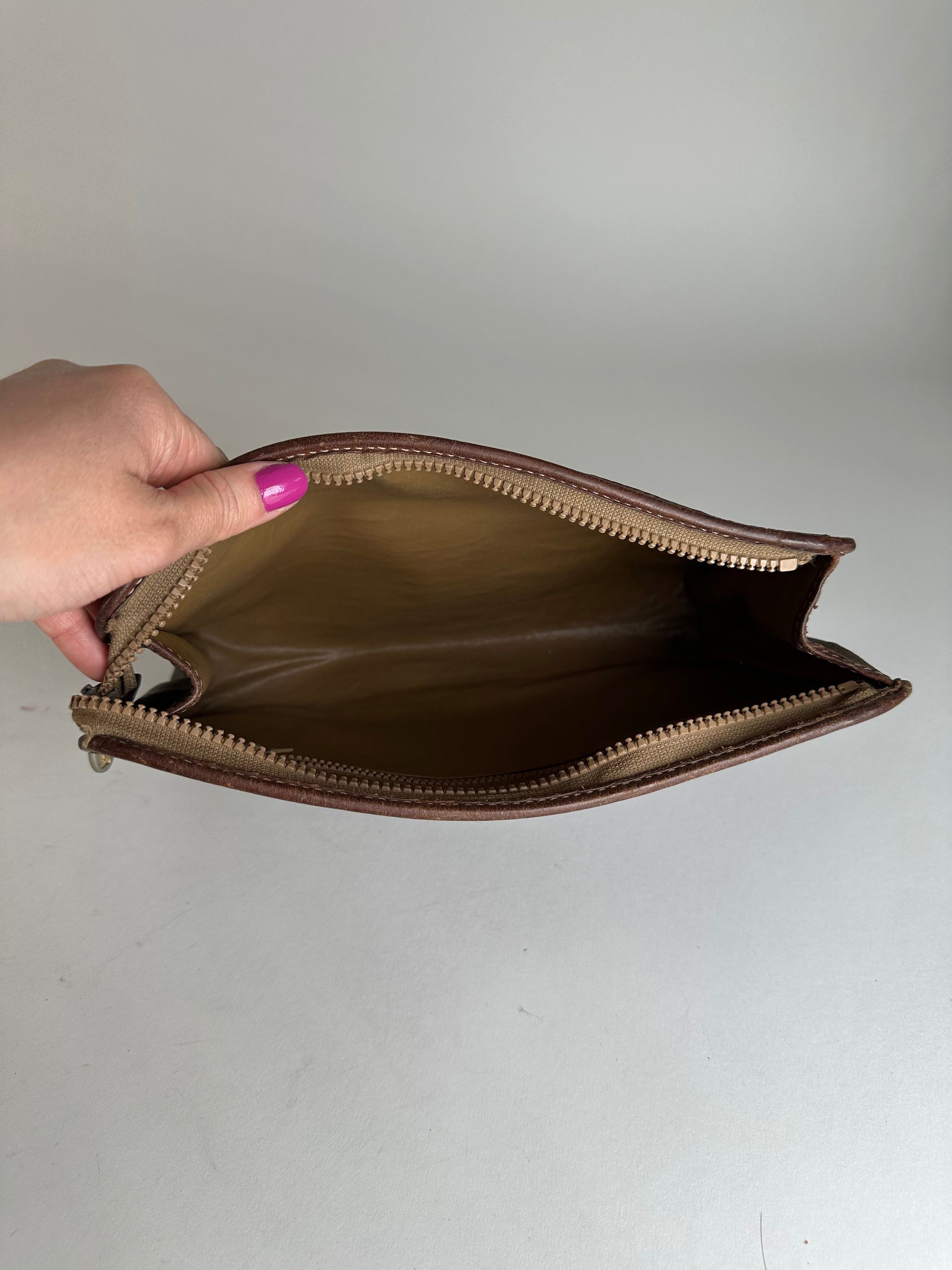 Celine Vintage Paris Triomphe Monogram Leather Clutch Brown Size ONE SIZE - 10 Thumbnail
