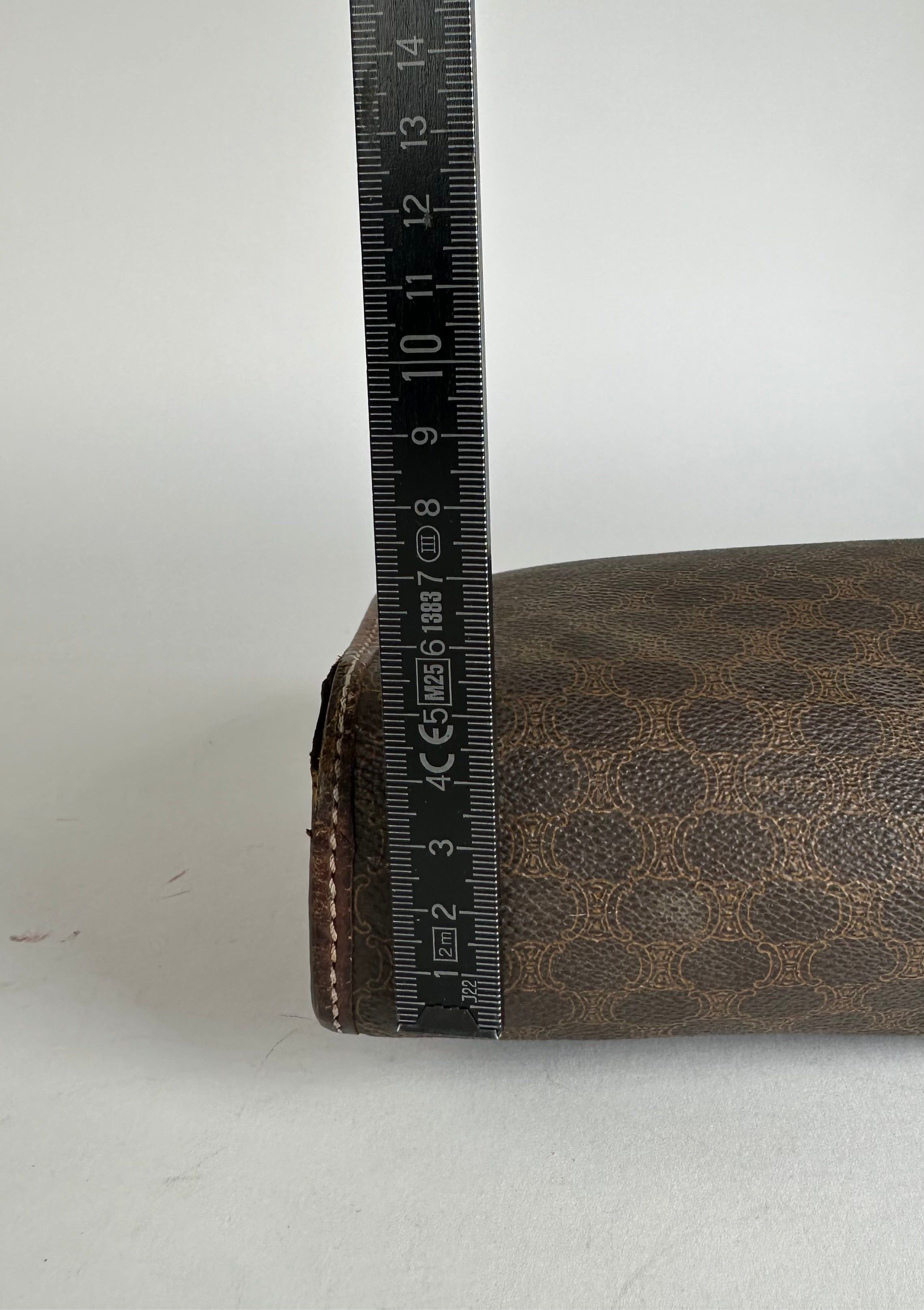 Celine Vintage Paris Triomphe Monogram Leather Clutch Brown Size ONE SIZE - 7 Thumbnail