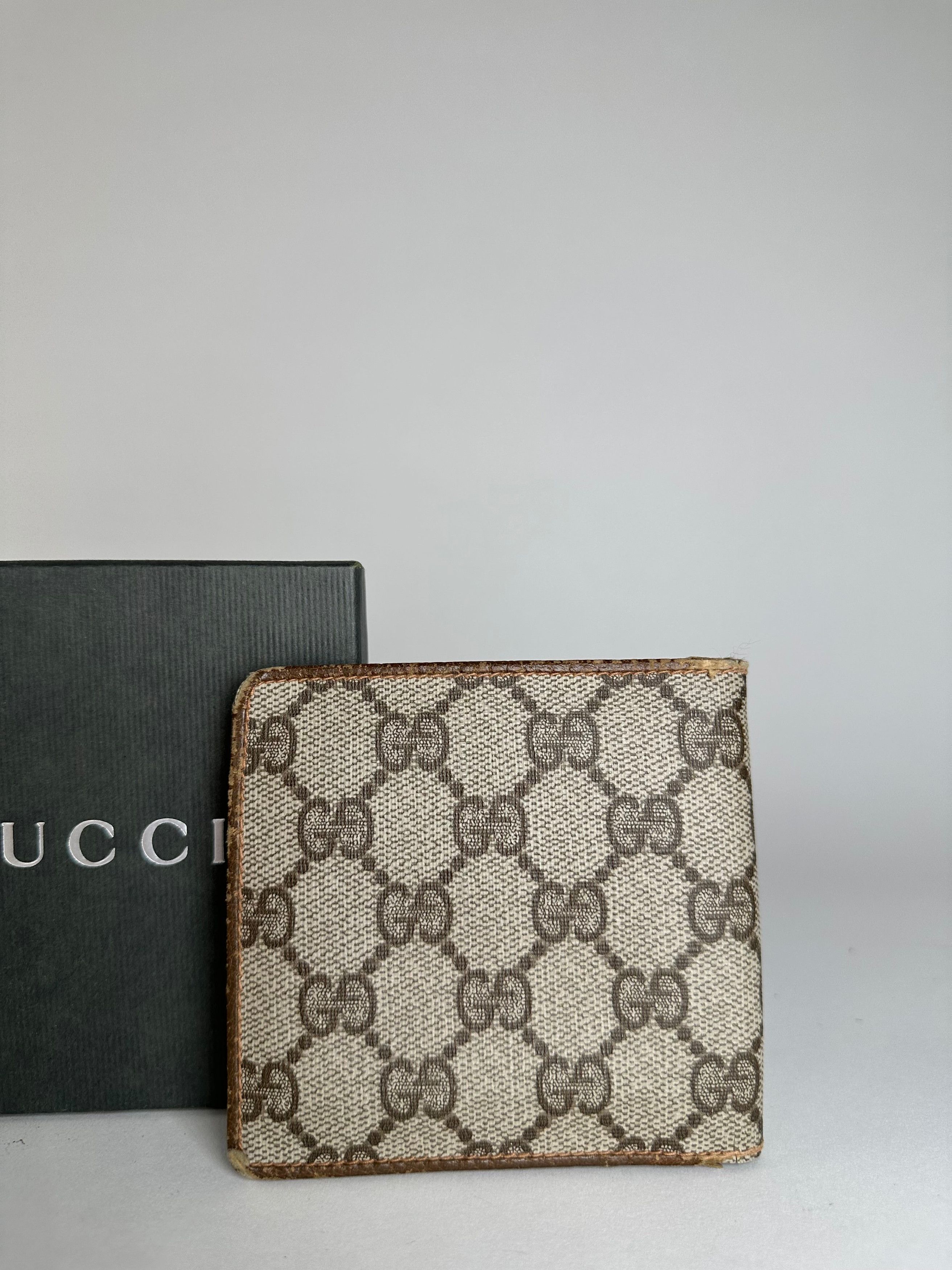 Gucci Vintage Monogram Leather Flap Wallet Grey Brown Size ONE SIZE - 11 Thumbnail