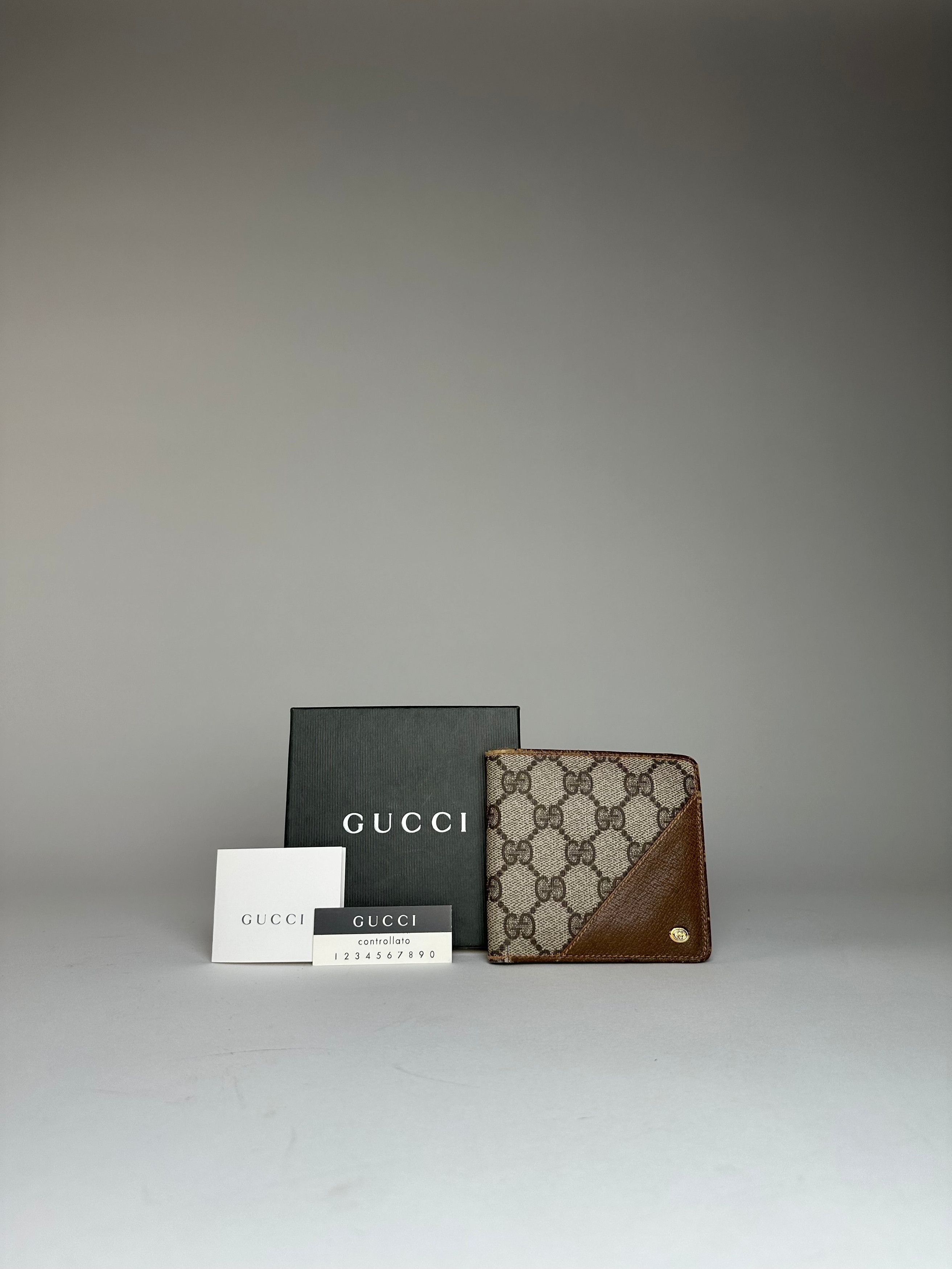 Gucci Vintage Monogram Leather Flap Wallet Grey Brown Size ONE SIZE - 4 Thumbnail