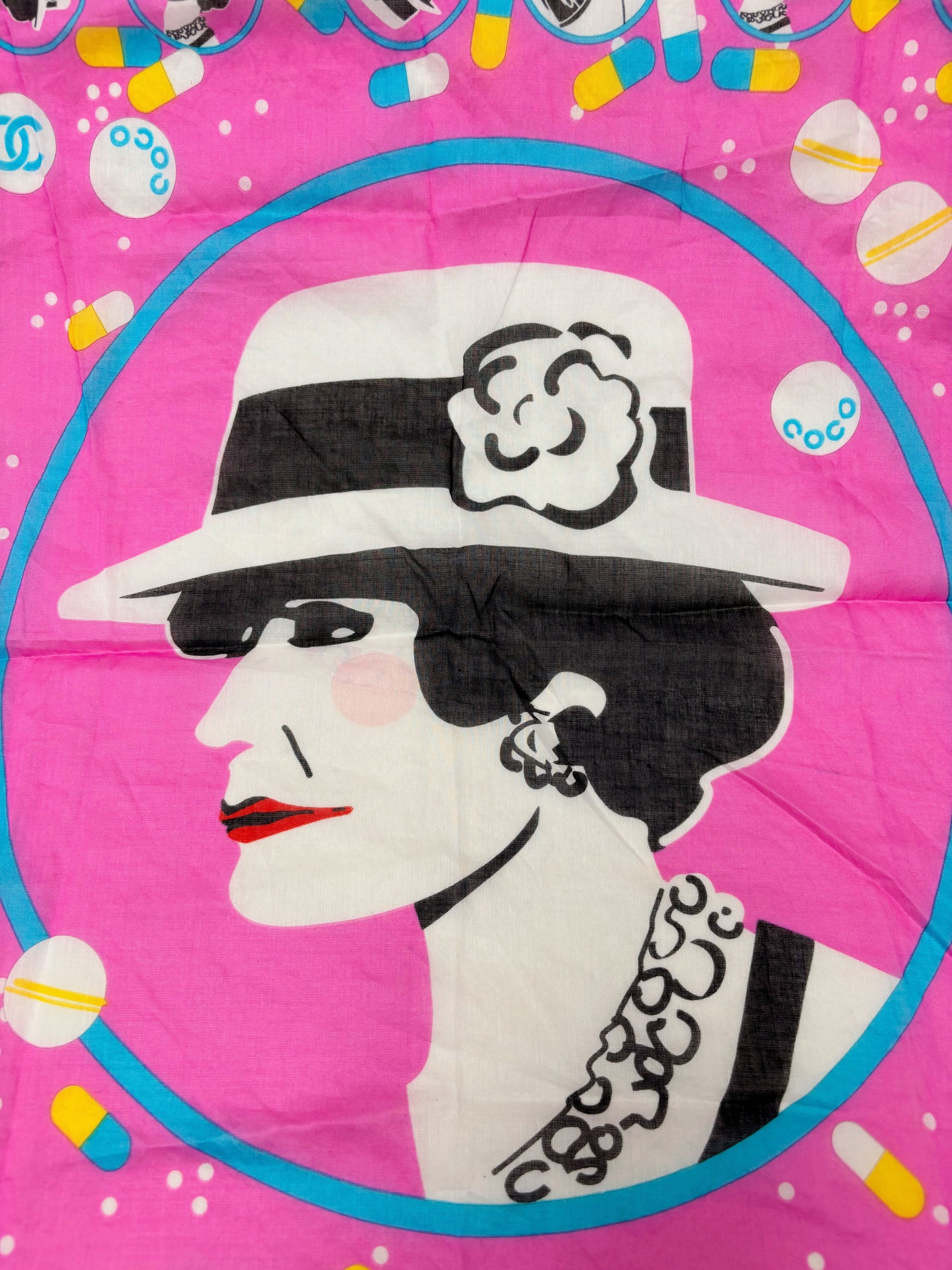 Chanel Foulard Carré Coco Size ONE SIZE - 3 Thumbnail