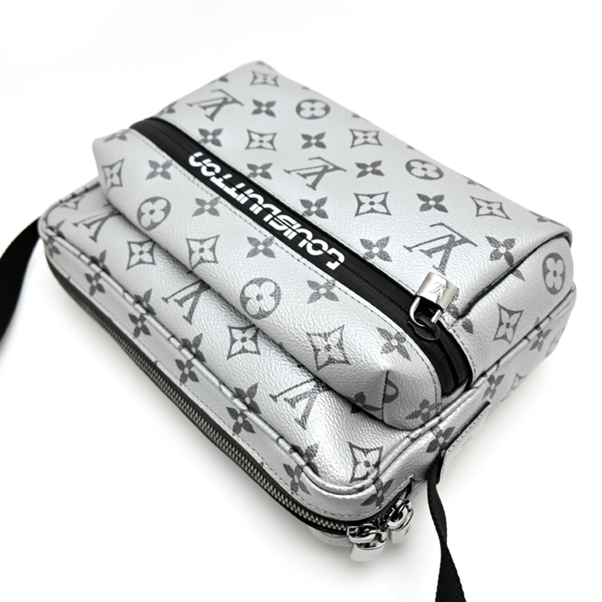 Louis Vuitton Louis Vuitton Reflect Messenger PM Women's/Men's Shoulder Bag M43859 (Discontinued) Monogram Canvas Silver Size ONE SIZE - 3 Thumbnail