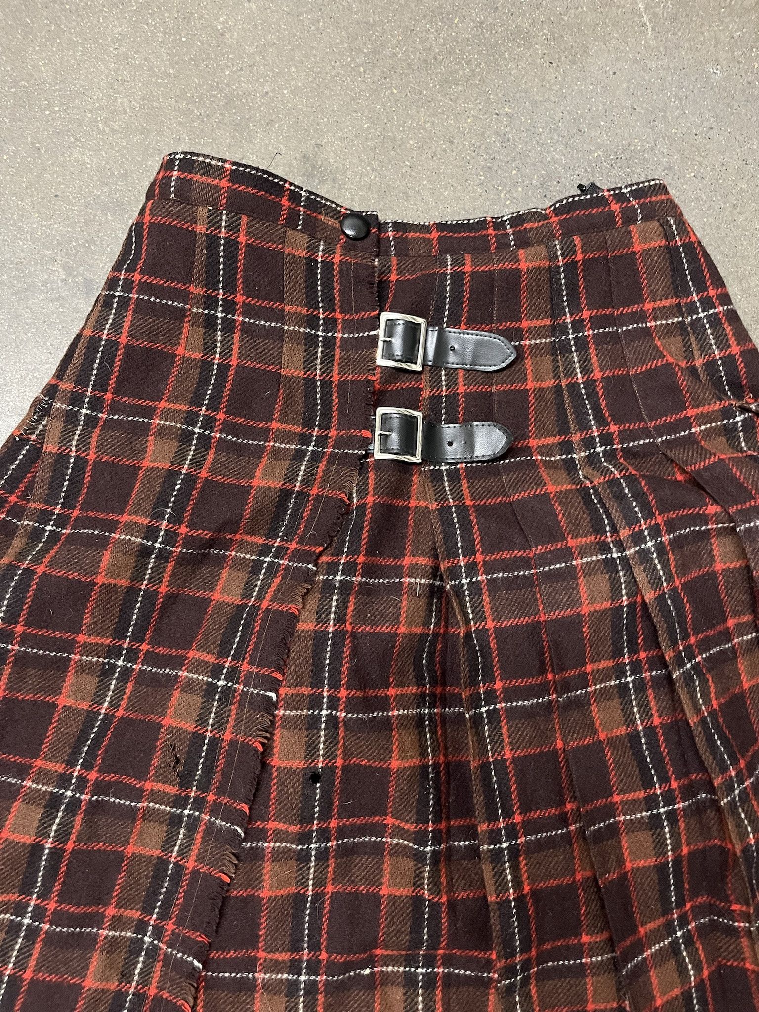 Vintage Vintage 1980s Red Brown Check Kitl Adjustable size 30+ Size US 30 / EU 46 - 2 Thumbnail