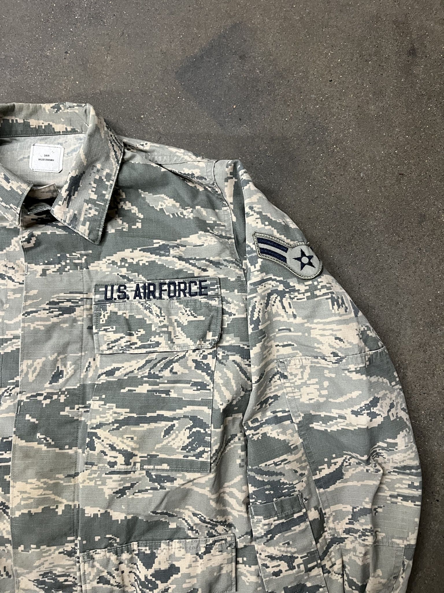Vintage Vintage 1990s Miltiary US Air Force Rip Stop Digi Camo Field Shirt Size 38R Size US S / EU 44-46 / 1 - 2 Thumbnail