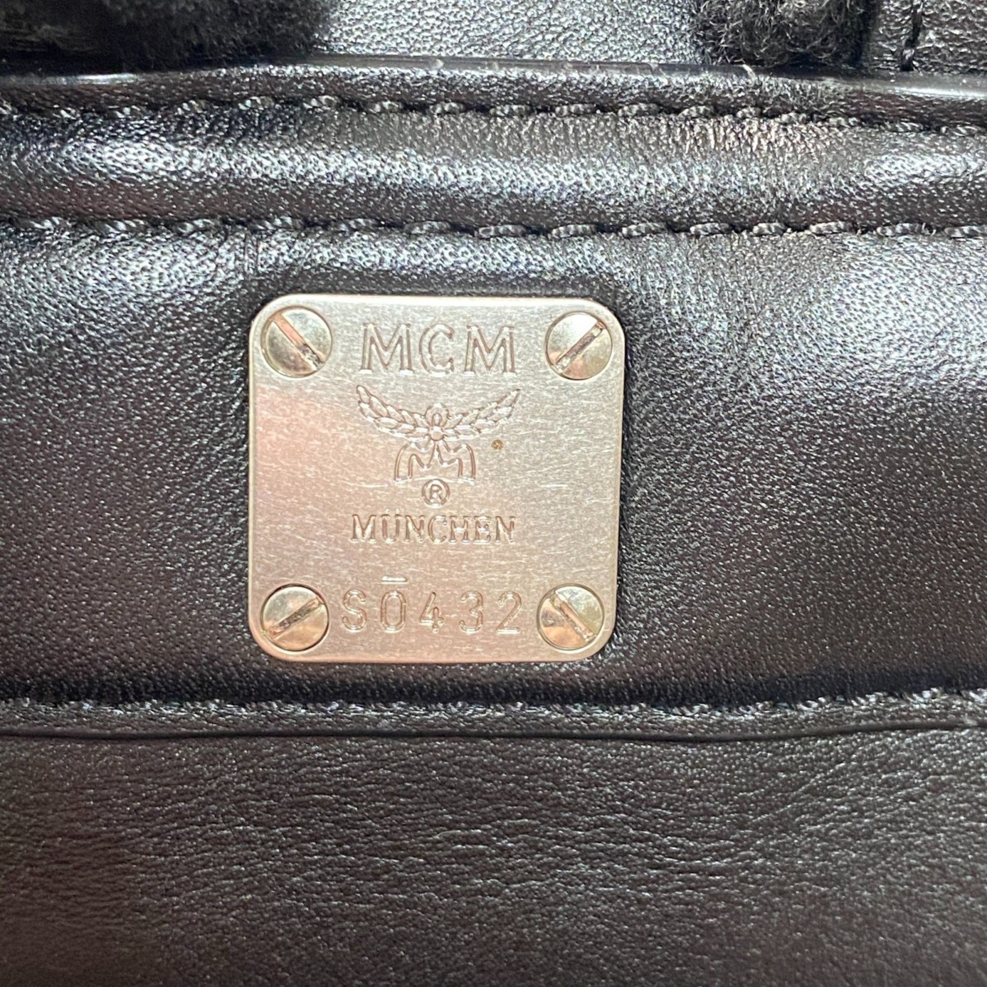 MCM MCM Women's Logo Backpack in Shearling Leather Size ONE SIZE - 11 Thumbnail