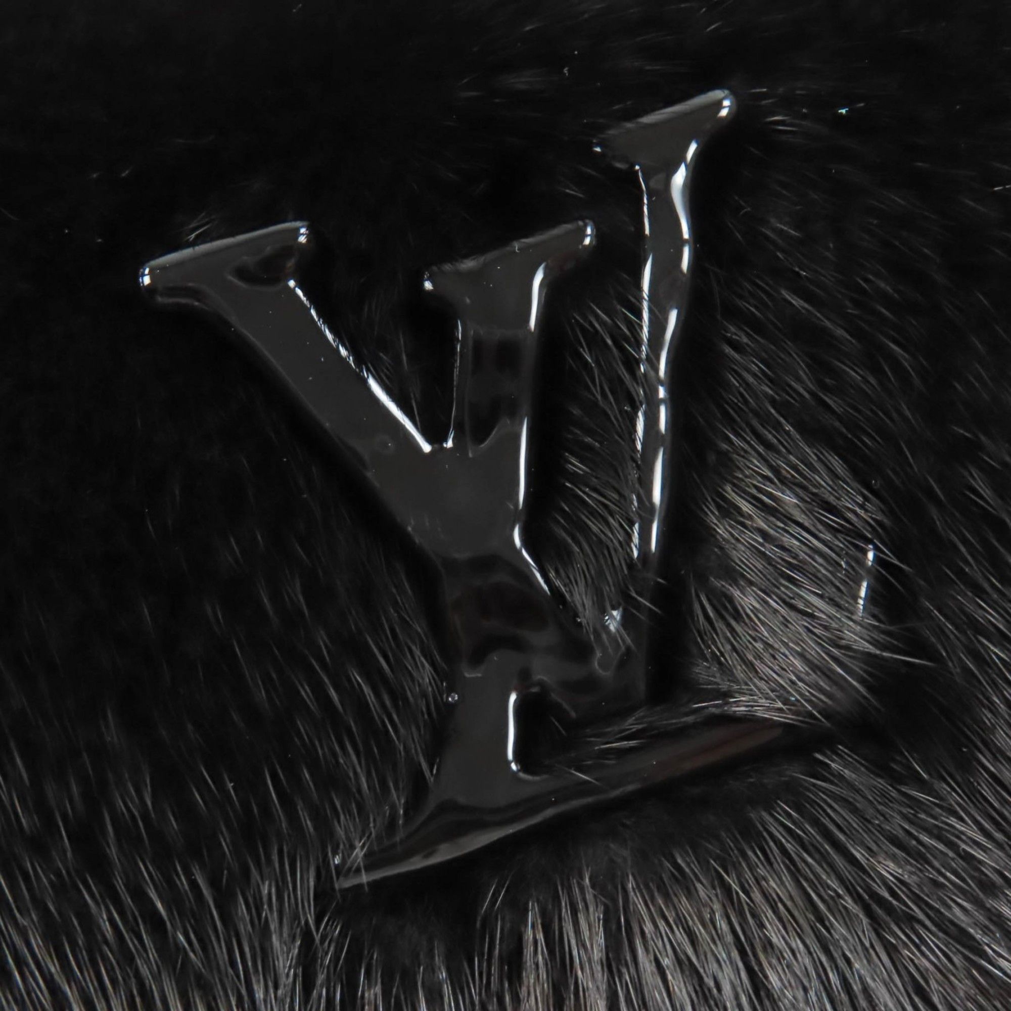 Louis Vuitton LOUIS VUITTON 2022 Louis Vuitton M77961 LV Ahead Scarf with Logo, Mink Fur Shawl/Tippet, Black, Box, Made in Italy, Women's Size ONE SIZE - 7 Thumbnail
