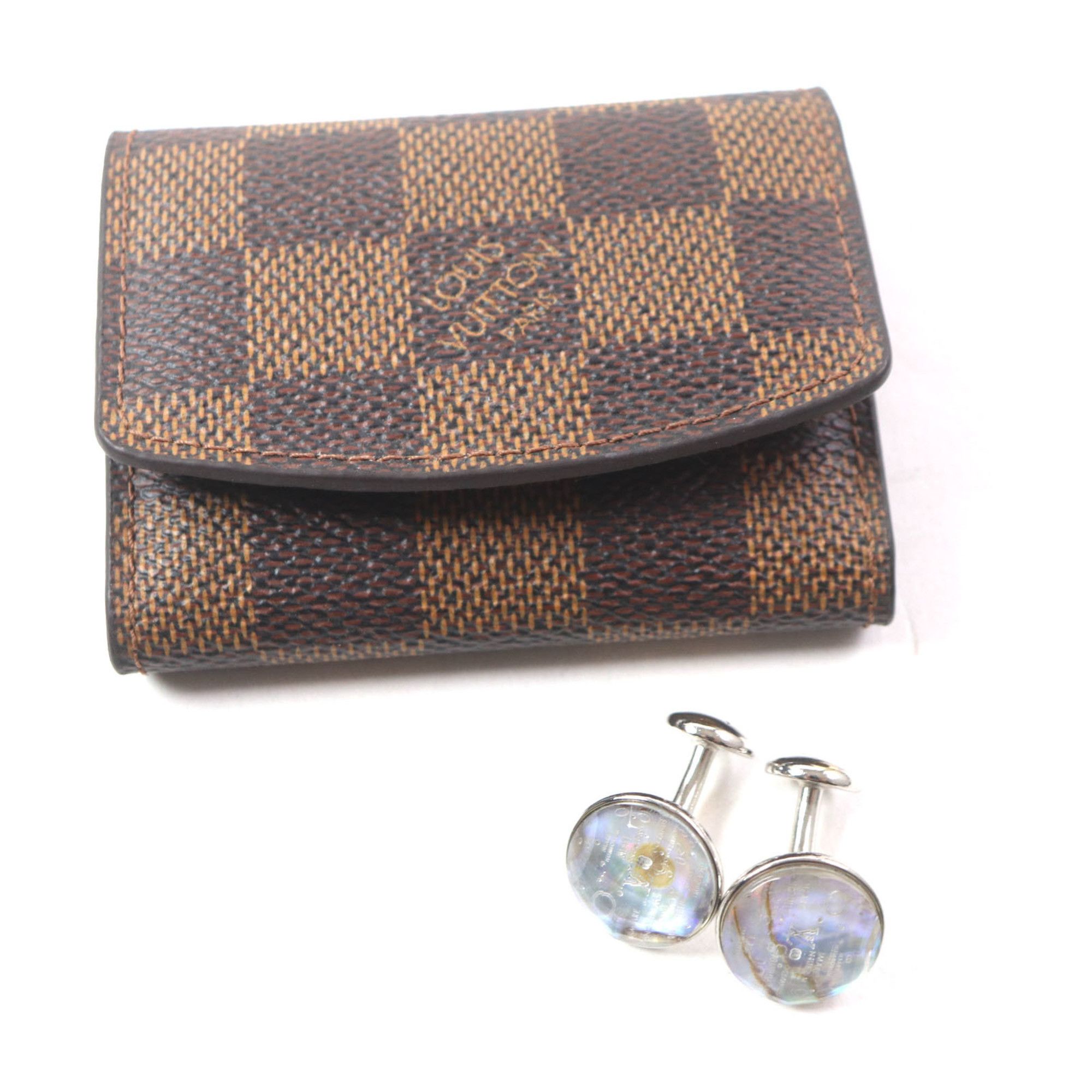 Louis Vuitton LOUIS VUITTON MP1318 Logo-Engraved Metal Cufflinks with Silver Case, Made in Italy, Men's Business Style Size ONE SIZE - 2 Thumbnail