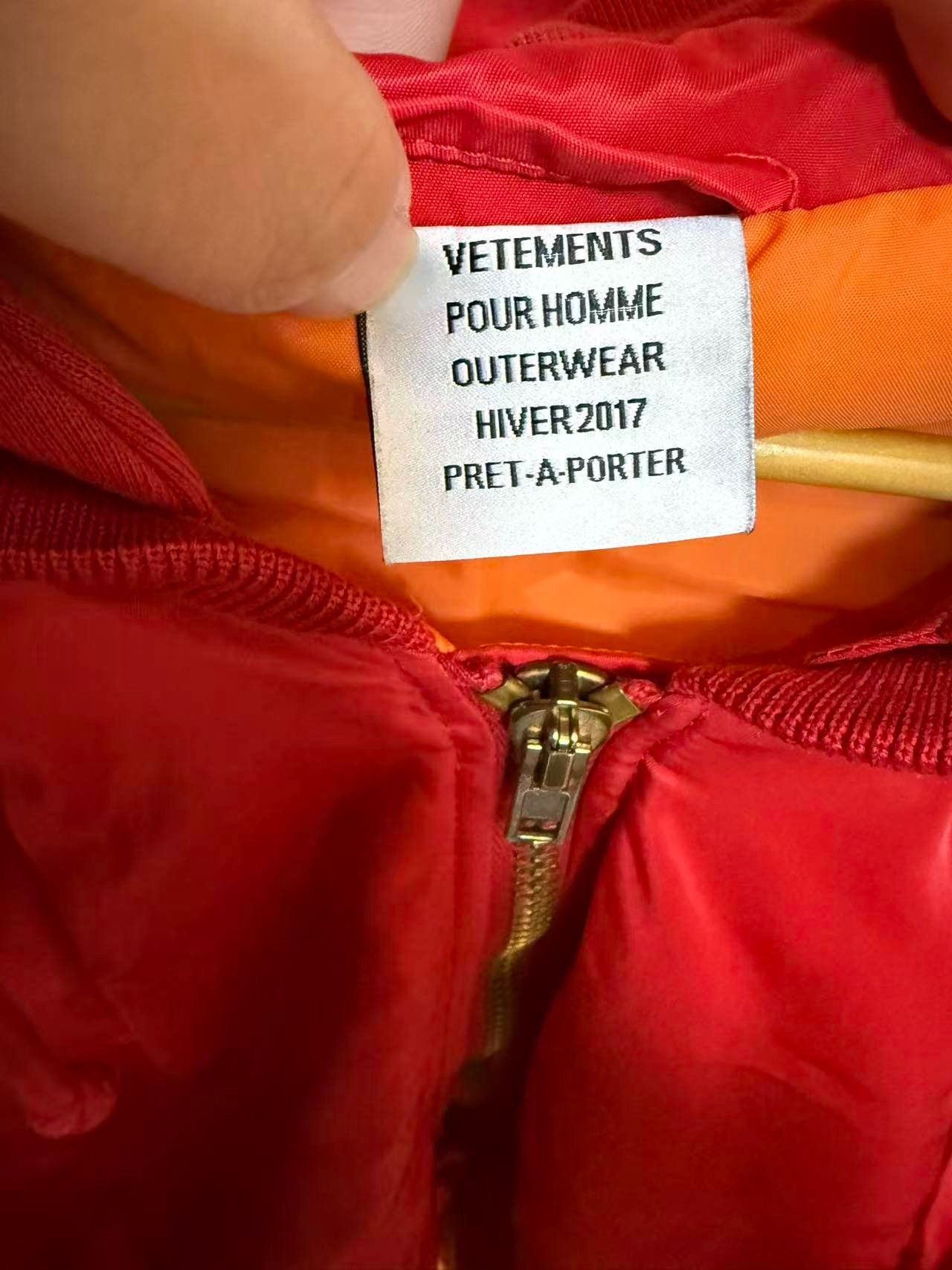 Vetements Vetements 2017 Red Hooded Bomber Jacket Size US XS / EU 42 / 0 - 3 Thumbnail