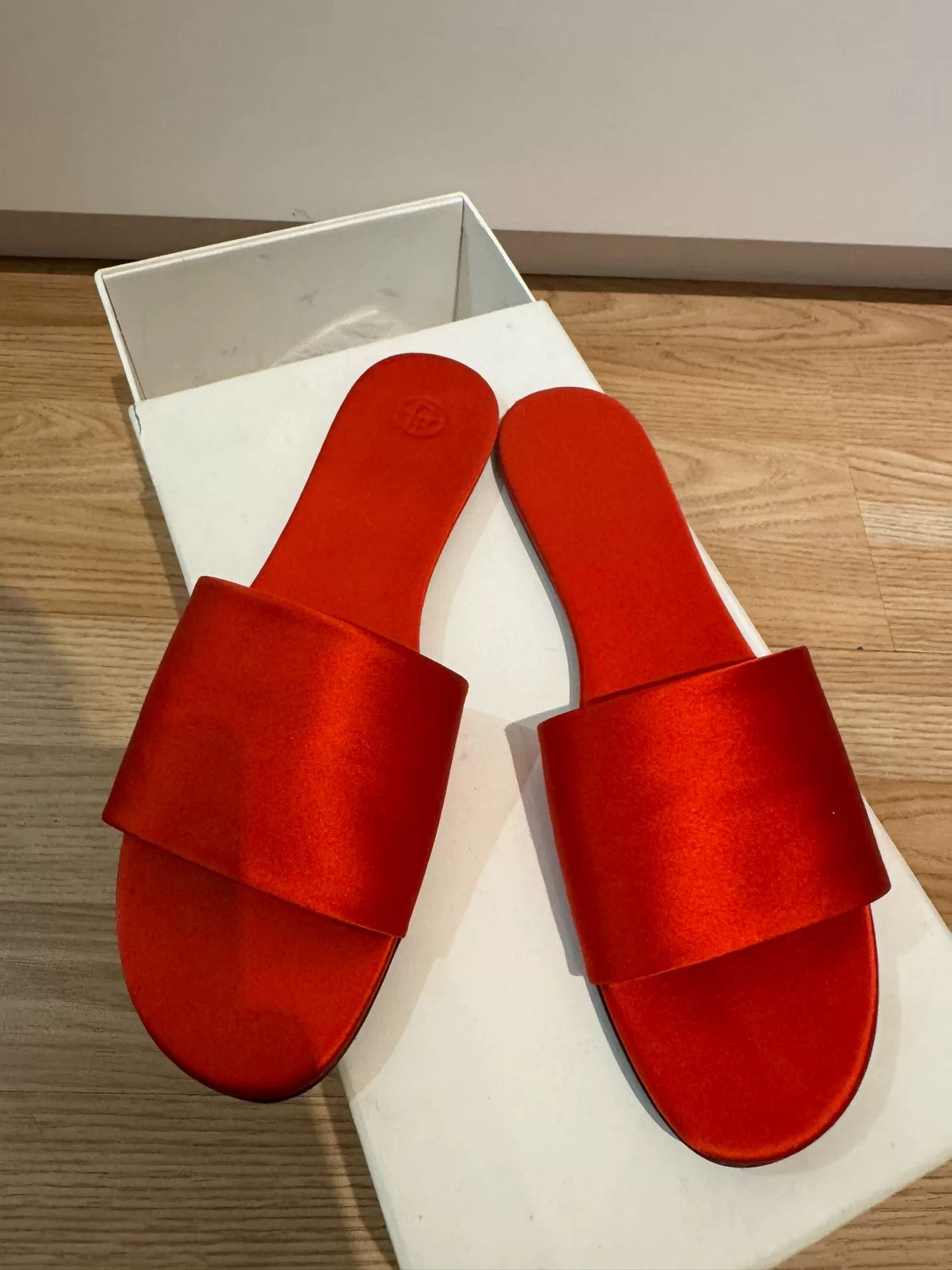 The Row The Row Ellen Satin Slides Size US 7 / IT 37 - 2 Thumbnail