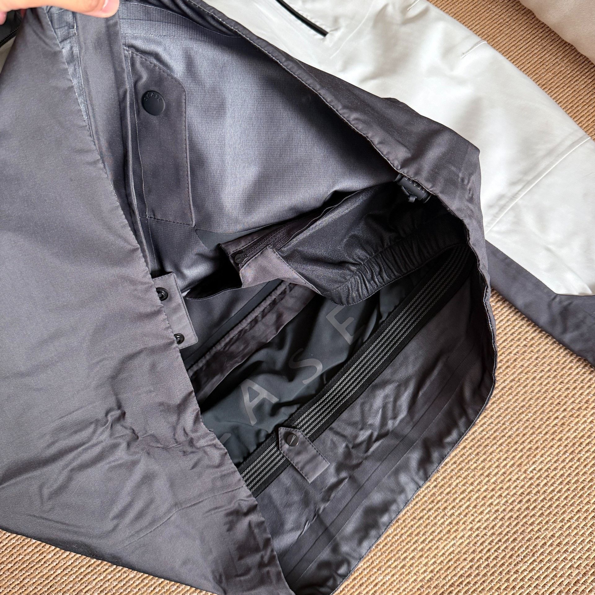 SEASE Sease Rima Ski Jacket Off White Size US XL / EU 56 / 4 - 7 Thumbnail