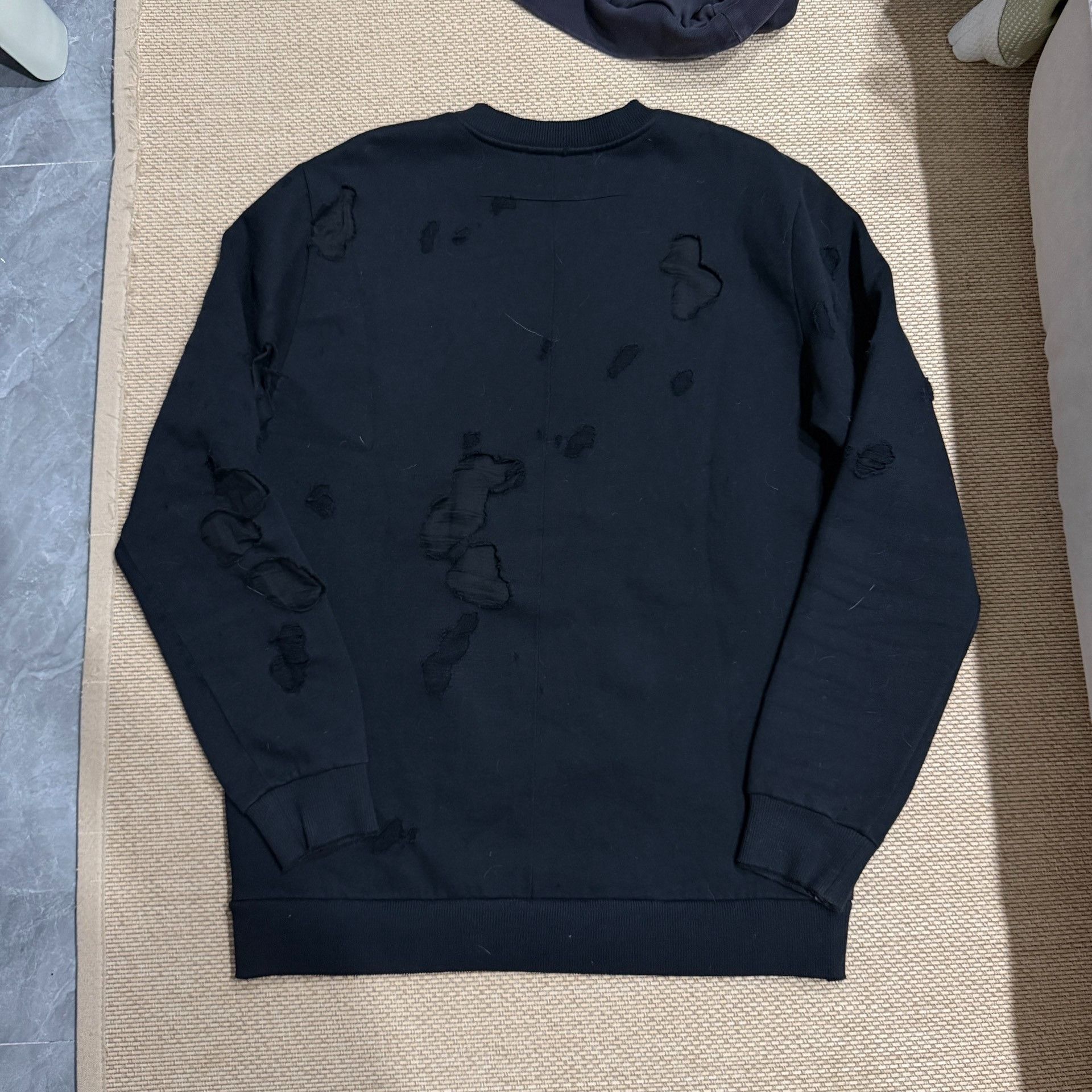 Givenchy Givenchy Distressed Long Sleeve Hoodie Size US M / EU 48-50 / 2 - 2 Thumbnail