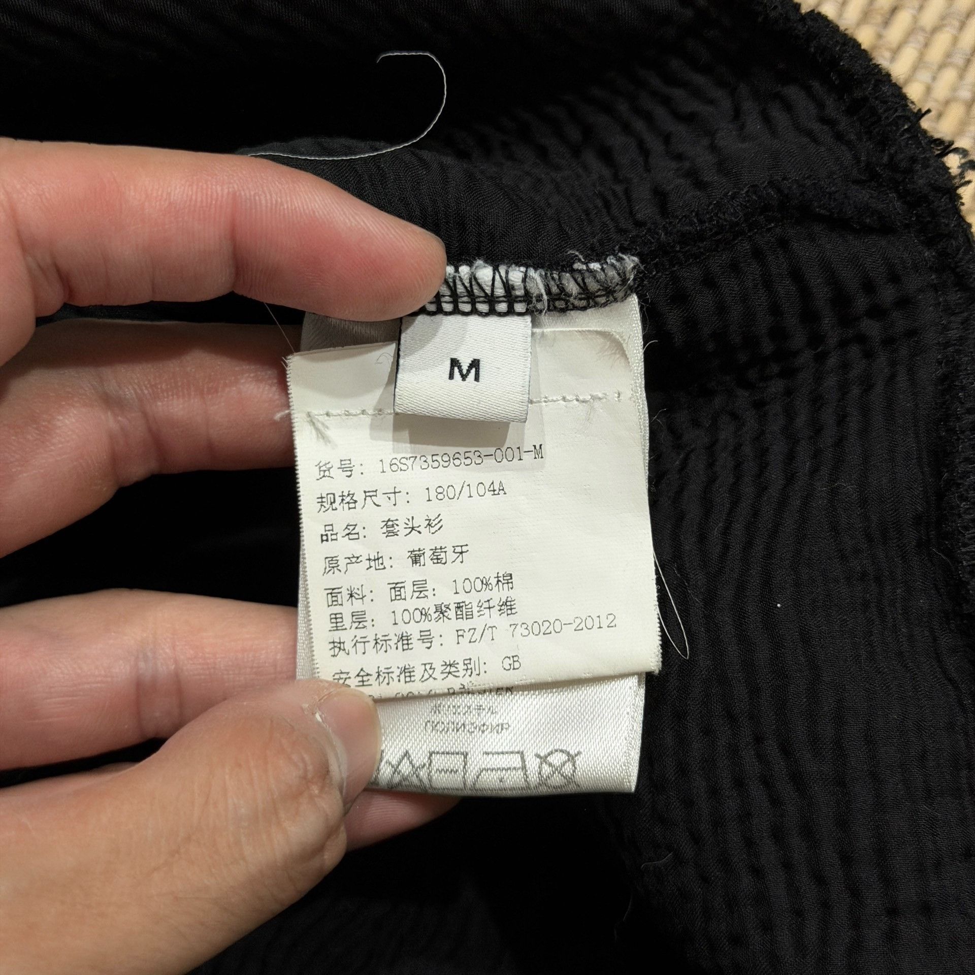 Givenchy Givenchy Distressed Long Sleeve Hoodie Size US M / EU 48-50 / 2 - 5 Thumbnail