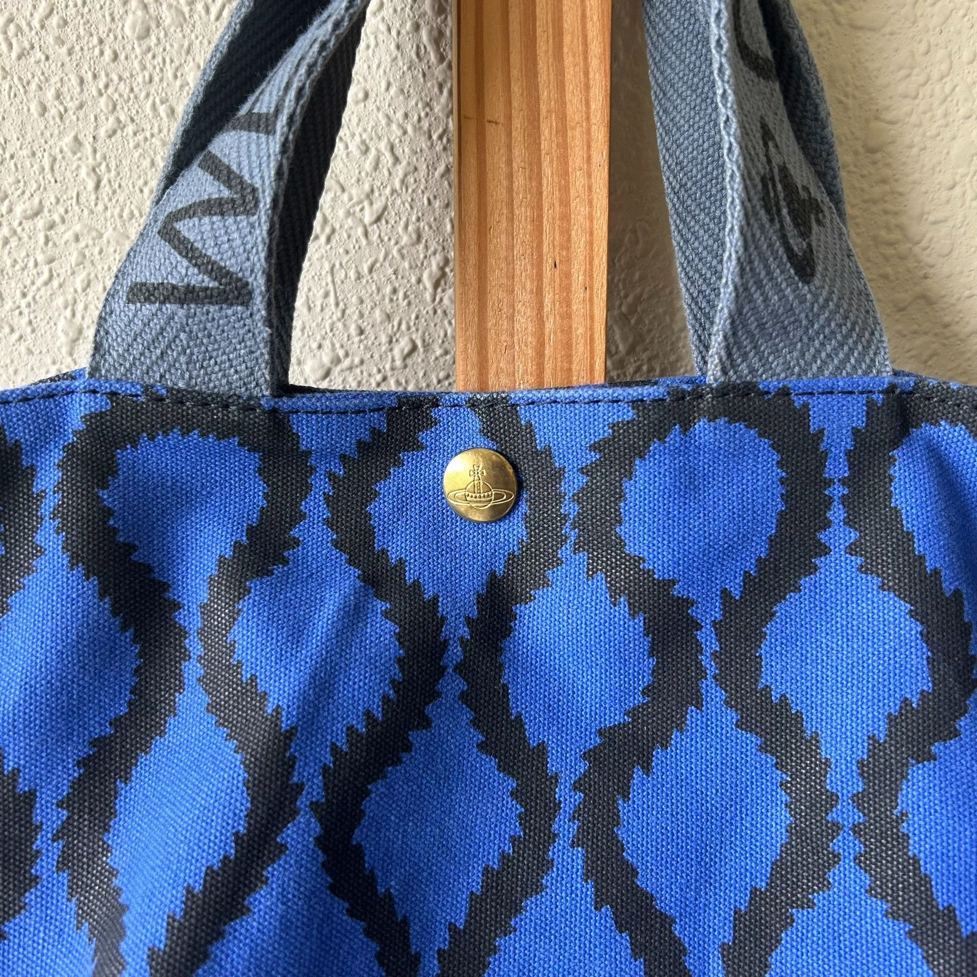 Vivienne Westwood Vivienne Westwood Vintage Pirate Print Canvas Shoulder Bag Size ONE SIZE - 7 Thumbnail