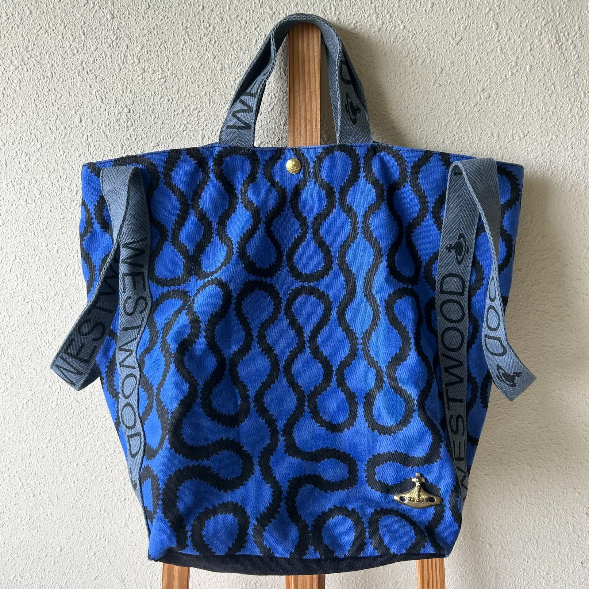Vivienne Westwood Vivienne Westwood Vintage Pirate Print Canvas Shoulder Bag Size ONE SIZE - 4 Thumbnail